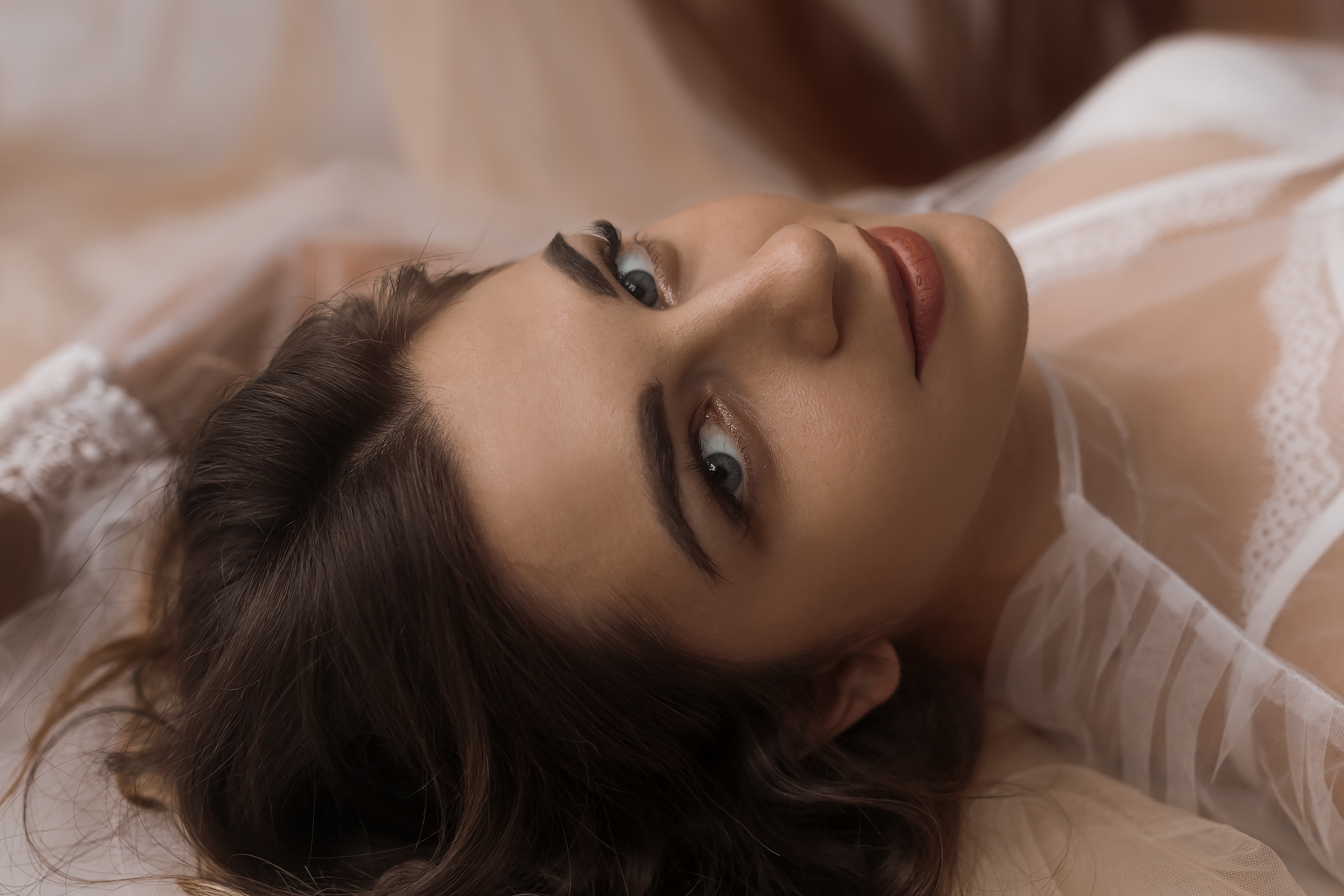 Аля. Анастасия Шкуднова — свадебный и женский фотограф в Брянске