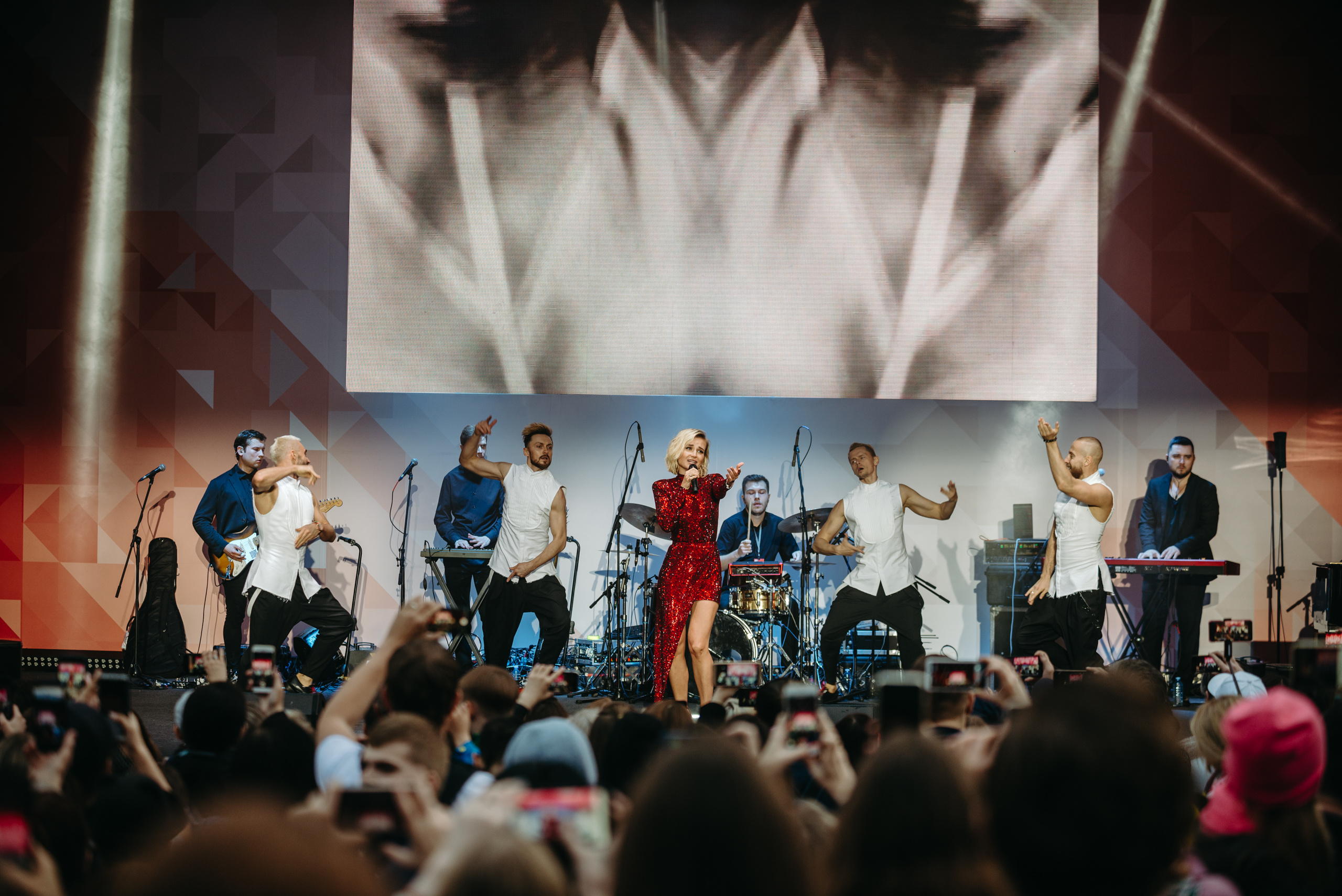 Полина Гагарина 9 мая. Фотограф в Москве Илья Максимов