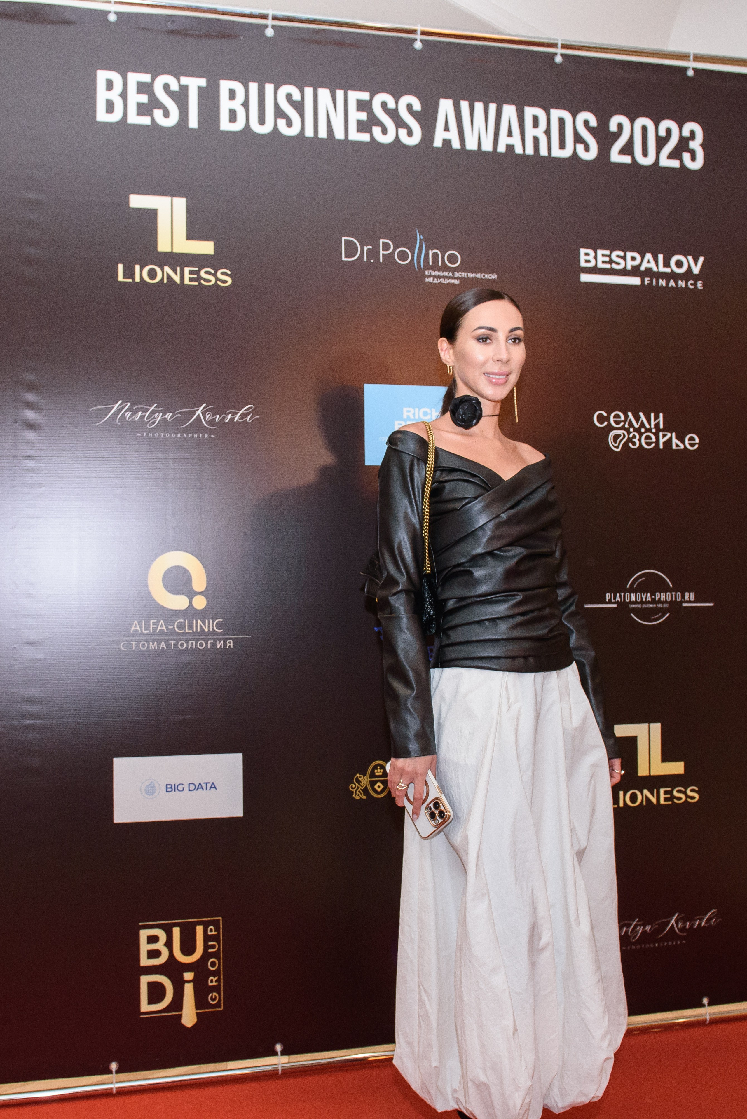 Личный фотограф на бизнес-церемонию, ресторан Caspian. Бренд-фотограф для экспертов и блогеров в Москве Влада Горбовская