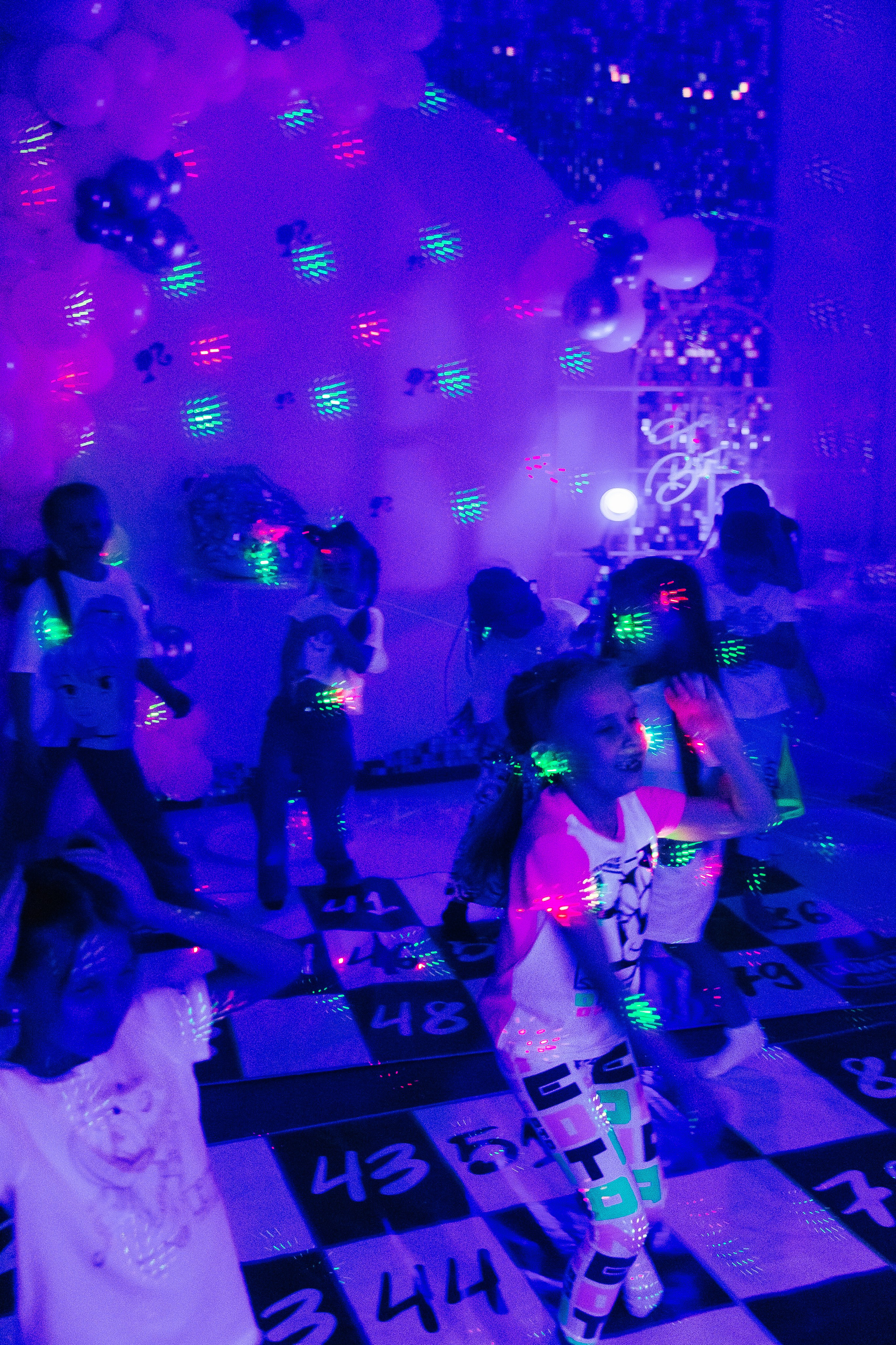 Неоновая вечеринка. Фотограф в Красноярске Любовь Малеева