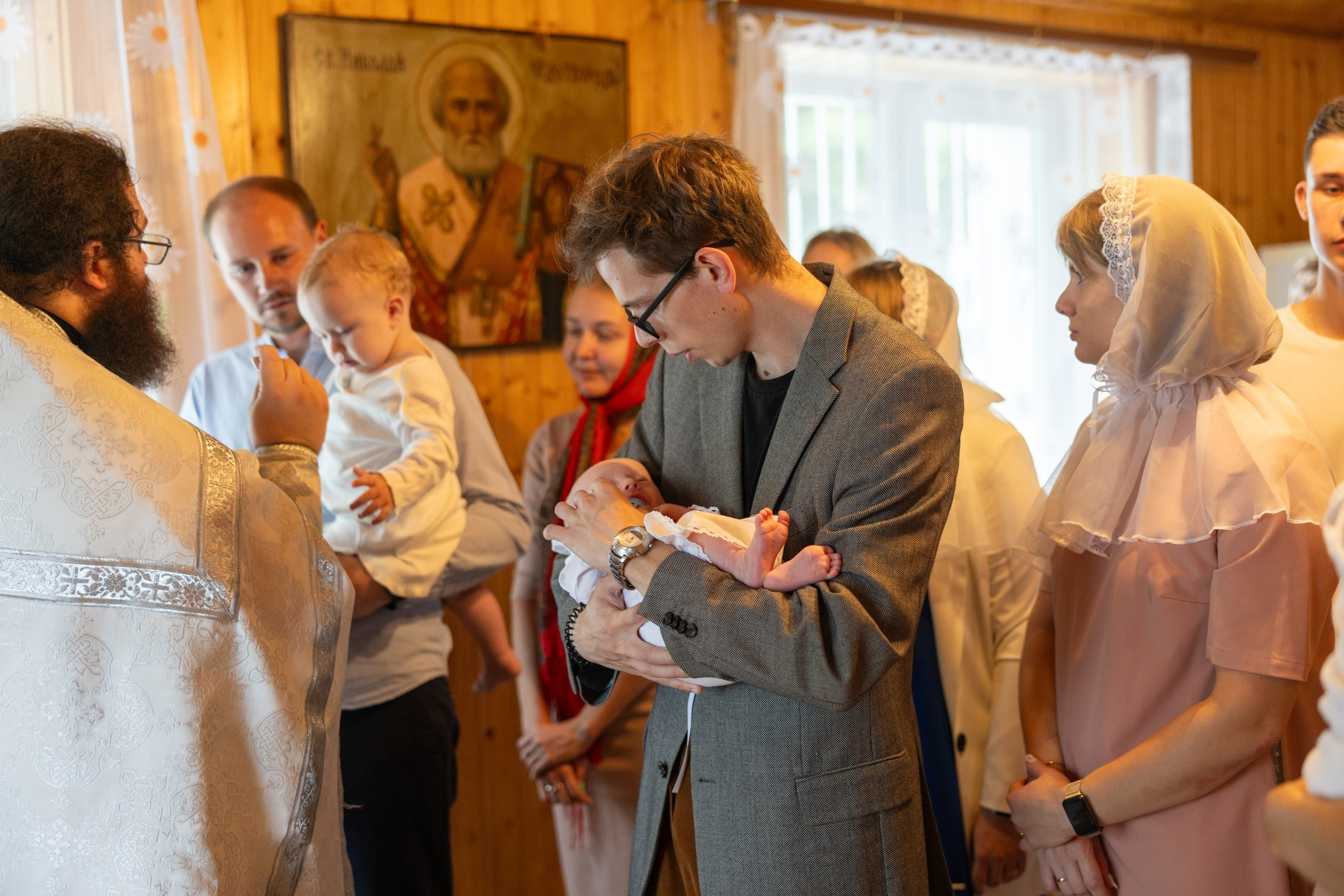 Образец репортажа крещения оригиналы, без искажений, без вспышки, светосильная оптика!. Фотограф в Туле Крупский АнДРей. Фотостудия «КАДР71» в Туле