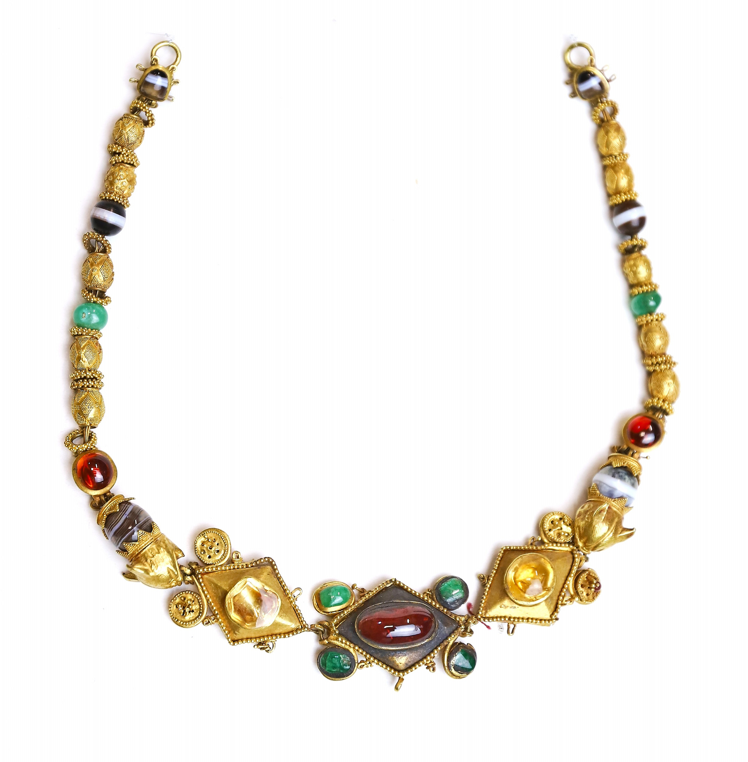 Экспонаты. Фотограф Юлия Маринина