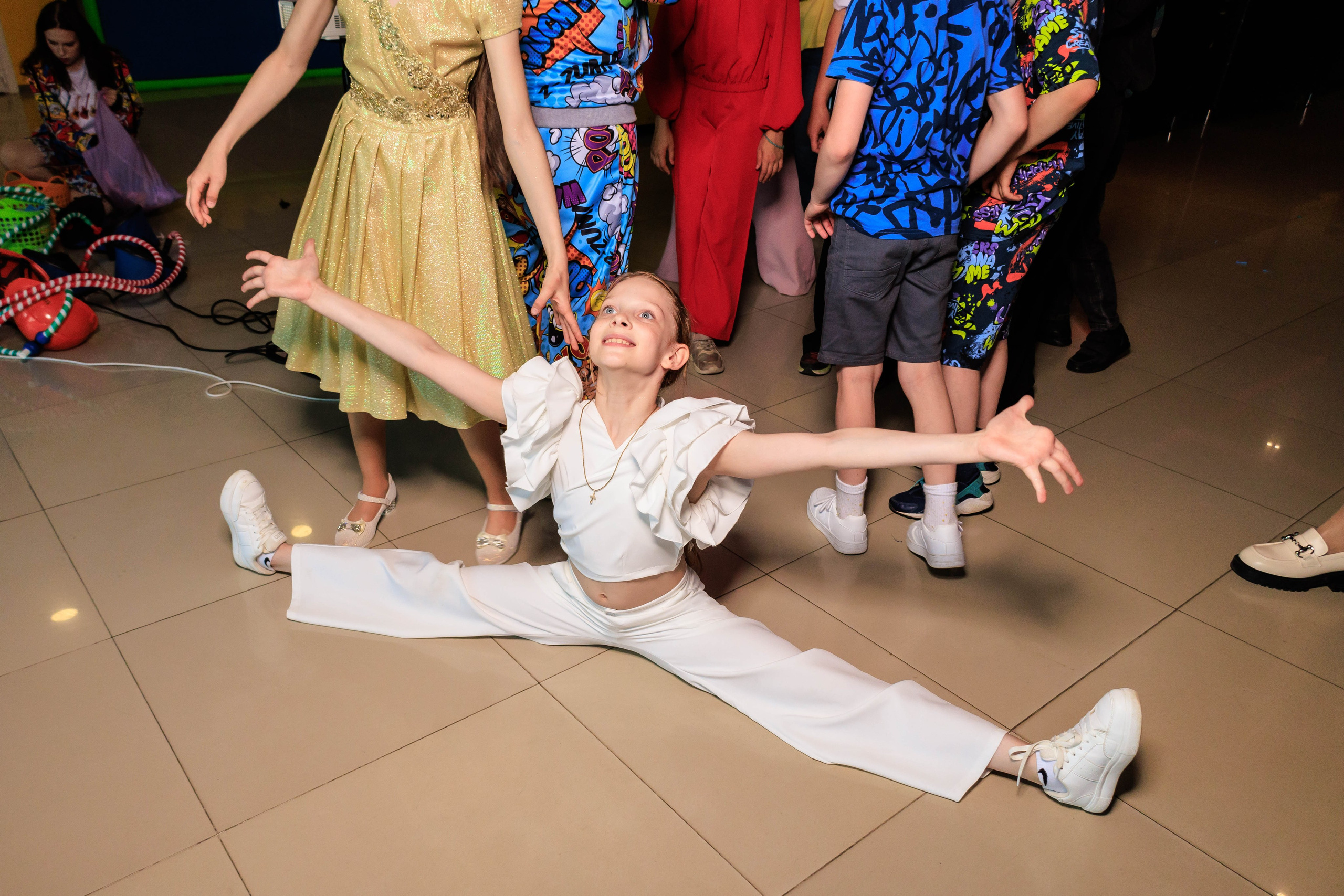 Выпускной 4 класс. Фотограф в Москве Дмитрий Емельянов