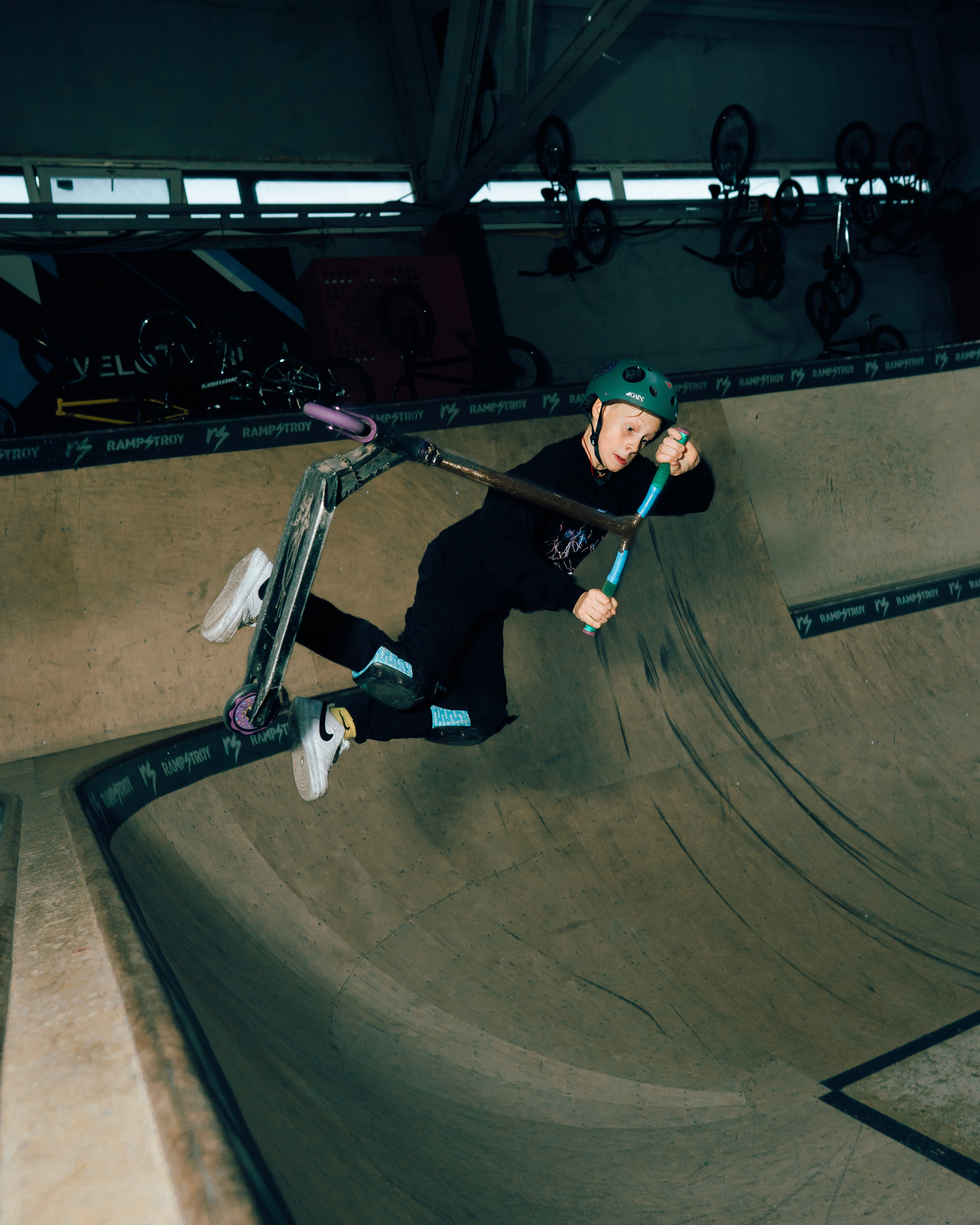 День рождение в скейтпарке. Axenov_eugene