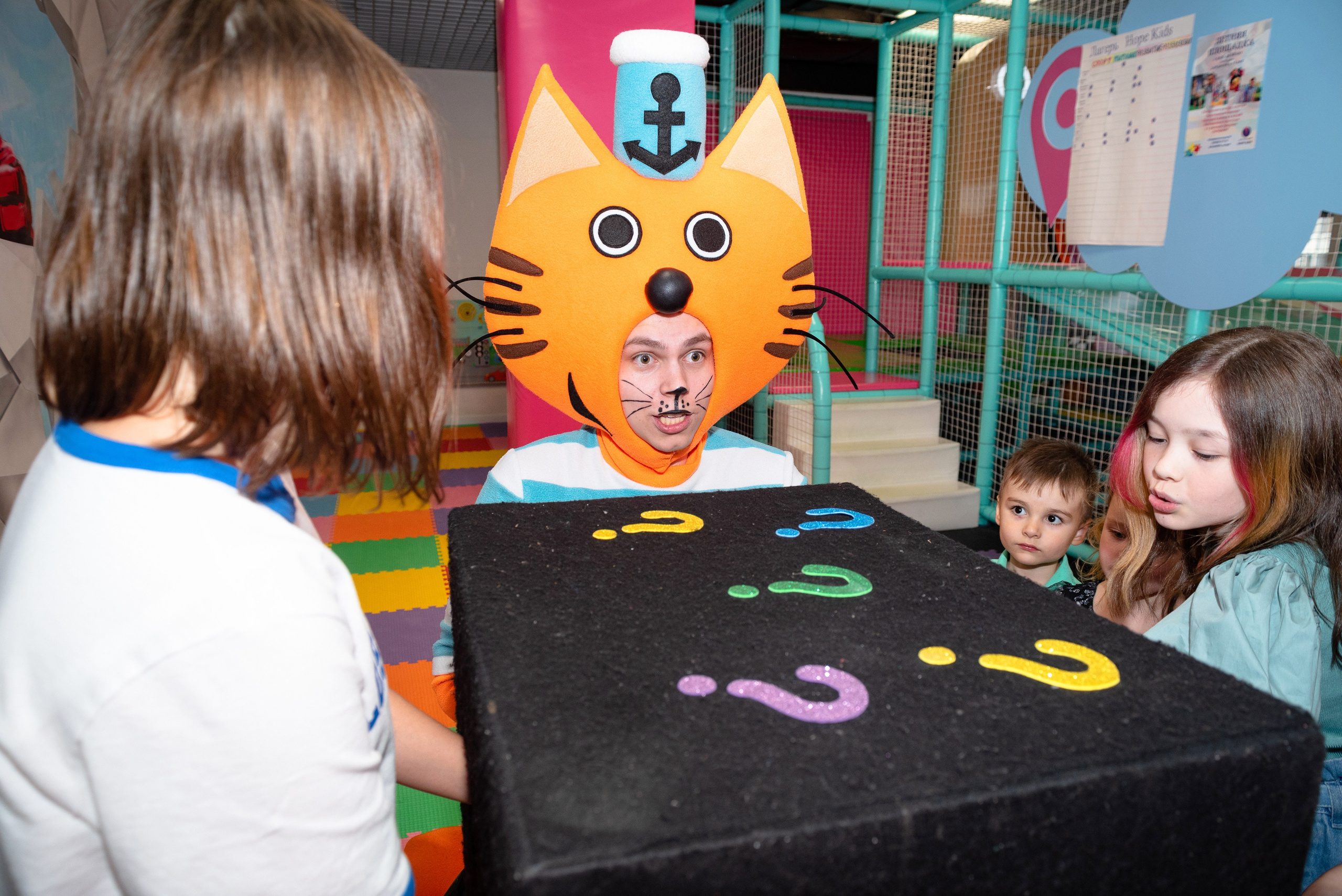 Фотографии детских праздников, дней рождения, выпускных и других мероприятий в Сургуте и Нефтеюганске.