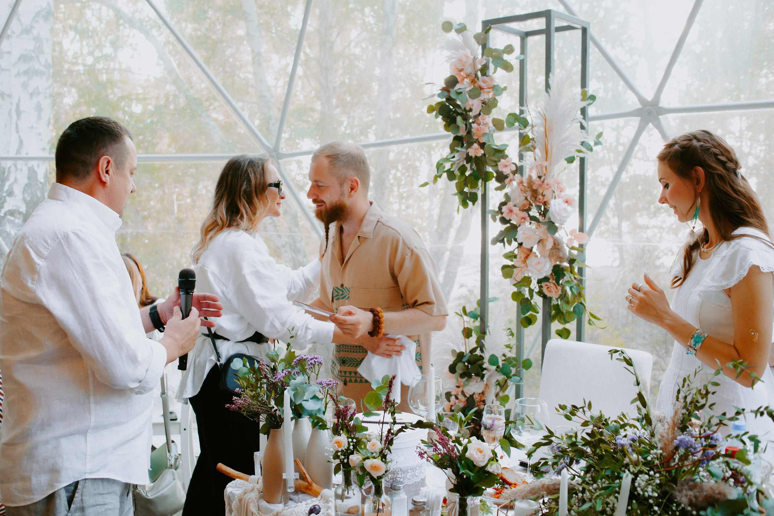 Выездная регистрация и свадебный банкет. Евгения и Илья. Фотограф в Челябинске Ополихина Анна