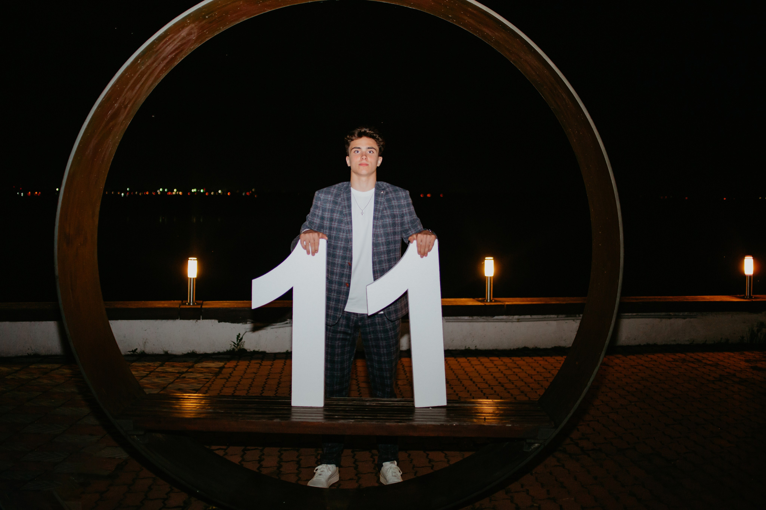 Выпускной. 11 лицей. Фотограф в Челябинске Ополихина Анна