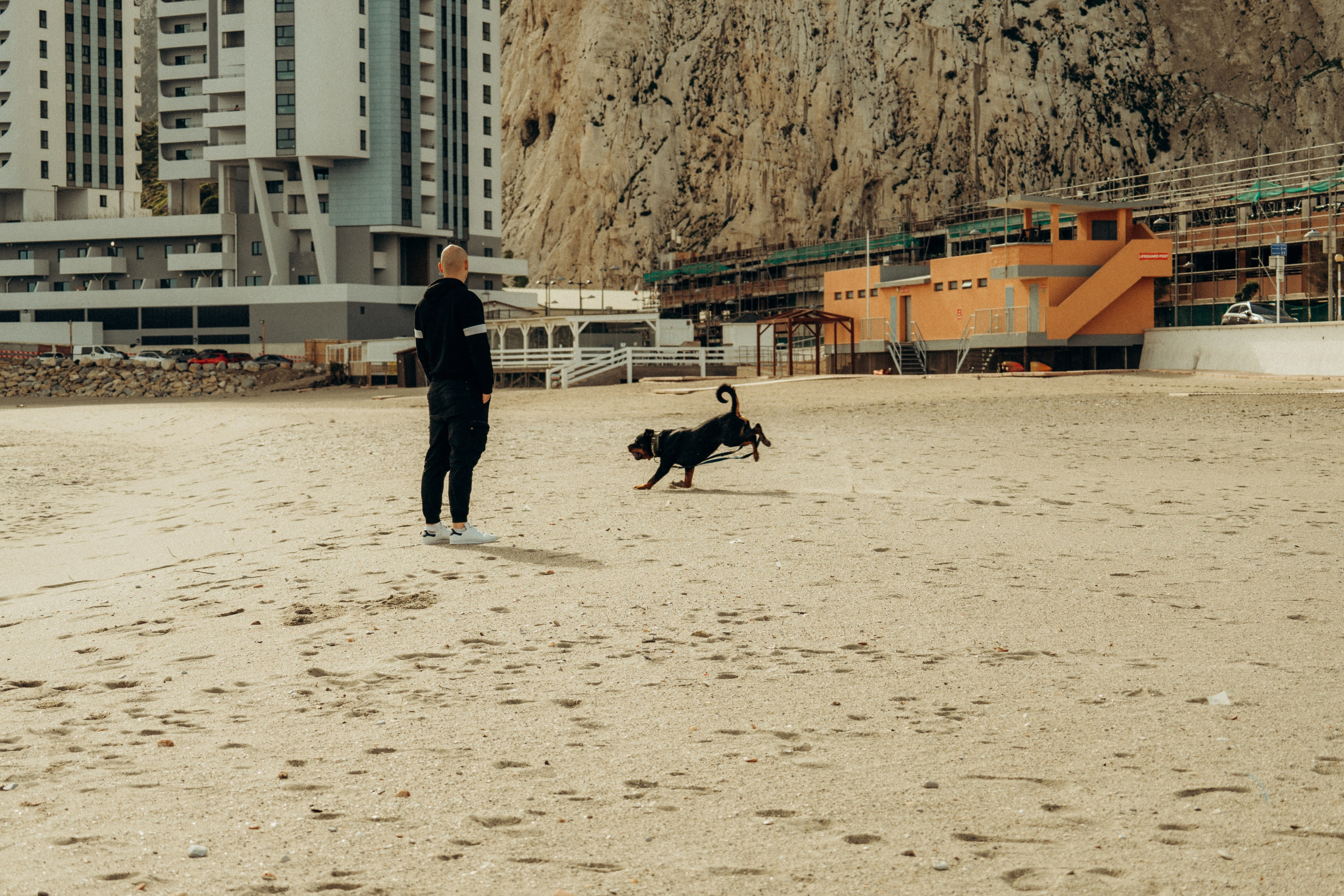 Beach. IANA VOLITSKAYA. LifeStyle Photographer in Gibraltar