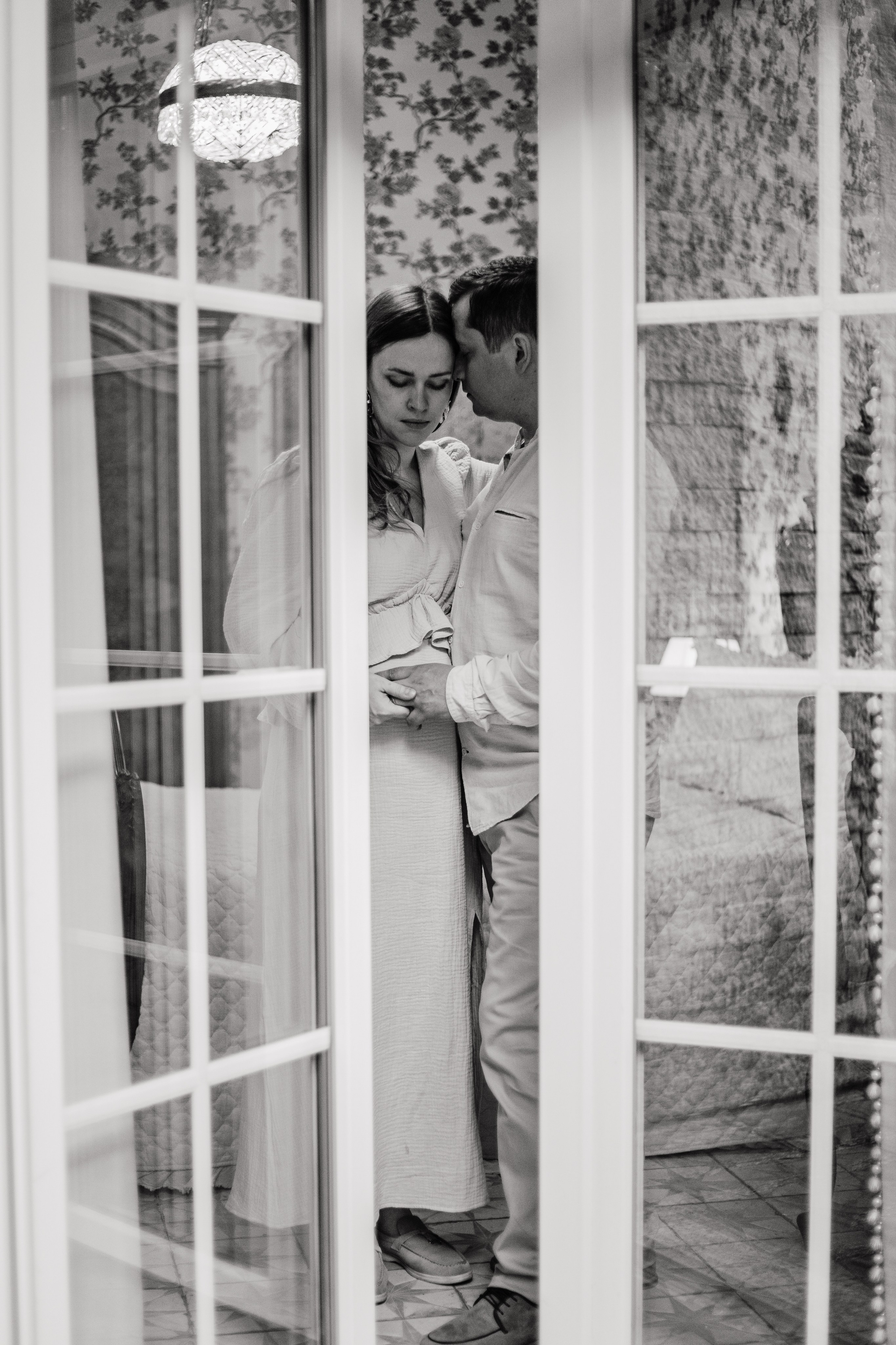 На фото уже трое…. Свадебный и репортажный фотограф рилсмейкер Москва Сочи Виктория Славнова