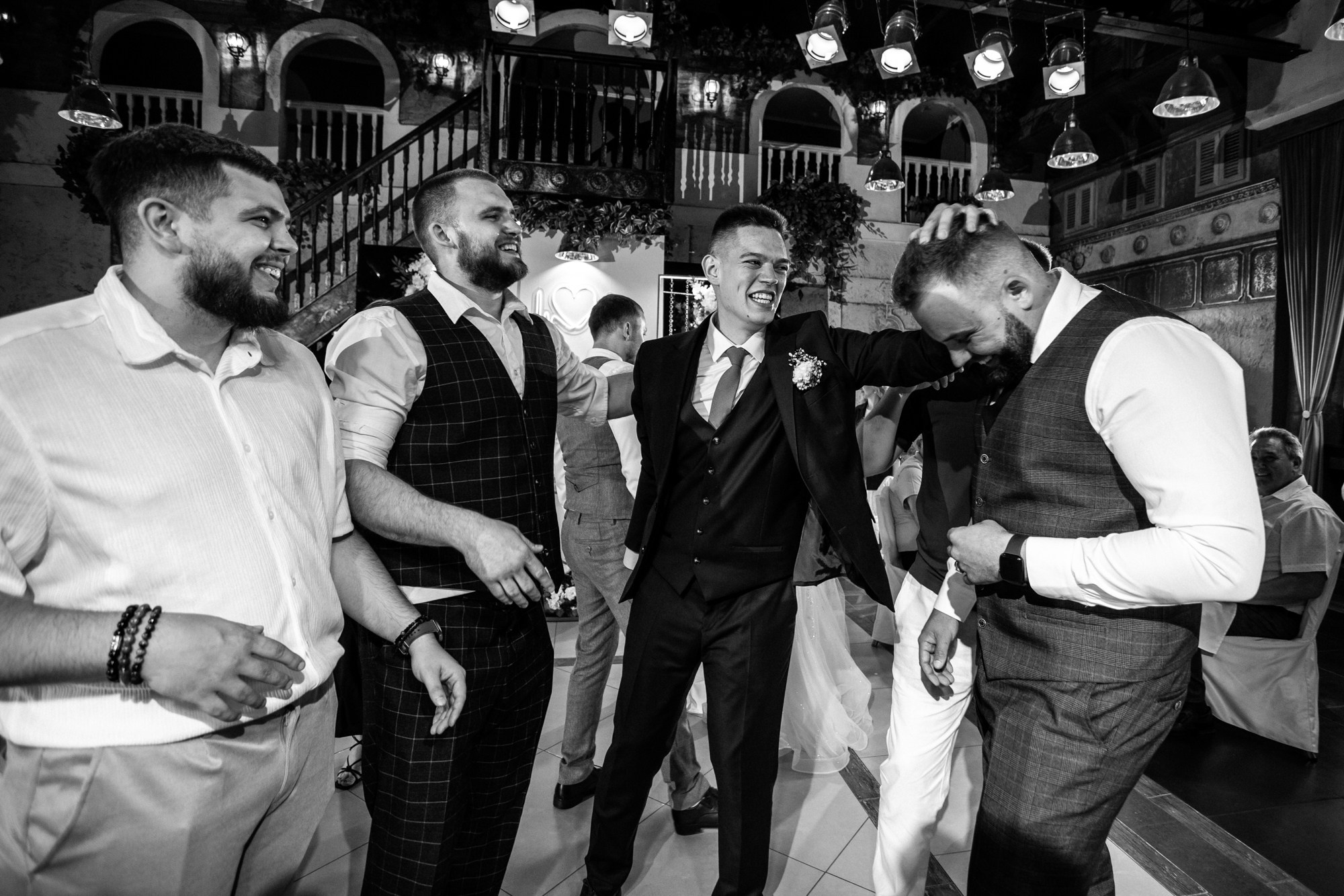 Дмитрий и Вероника. Свадебный и портретный фотограф в Омске Антон Карев