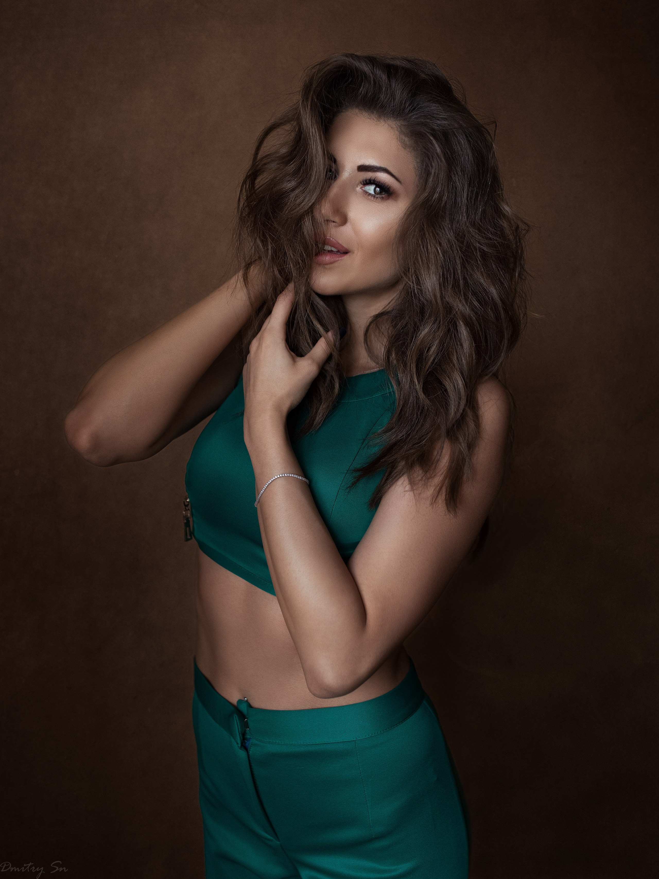 Фотосет у окна с Дарьей для «себя»