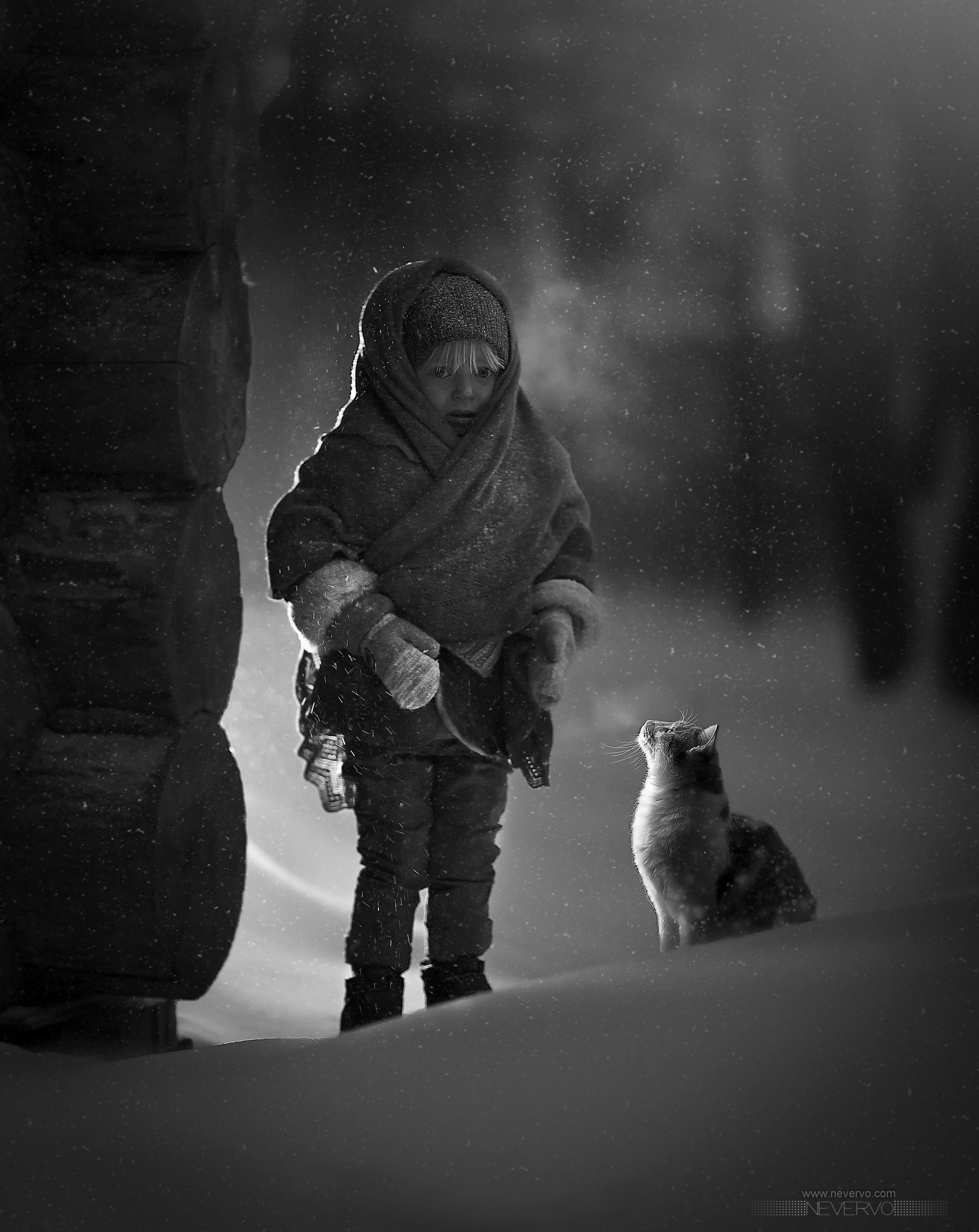 Черно-белая фотосъемка. B&W съемка в Москве. ЧБ фотограф Олег Голишник. Арт-фотограф Олег Голишников. Творческая мастерская