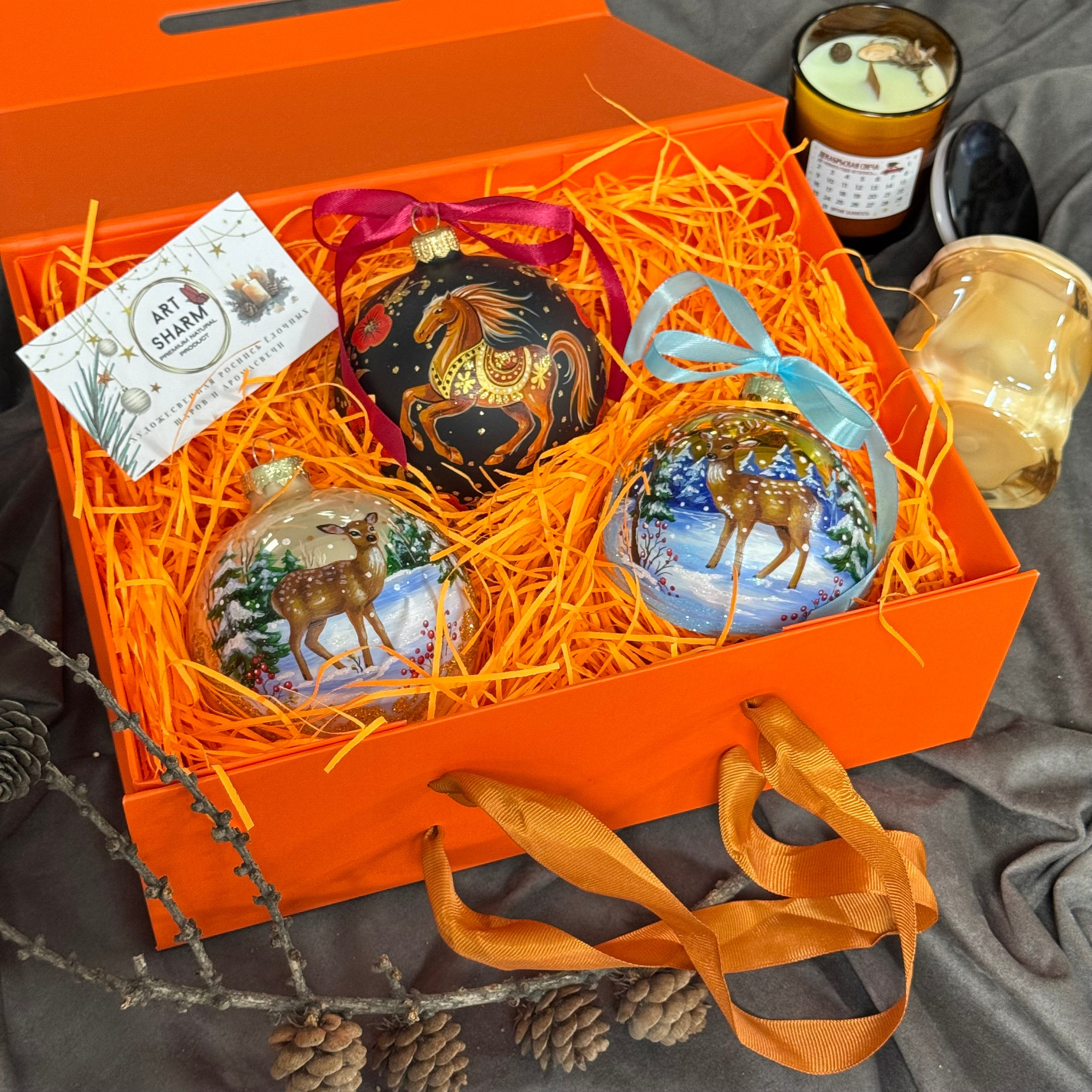 Аромасвечи и наборы. Художественная ручная роспись елочных шаров, корпоративные подарки и восковые аромасвечи