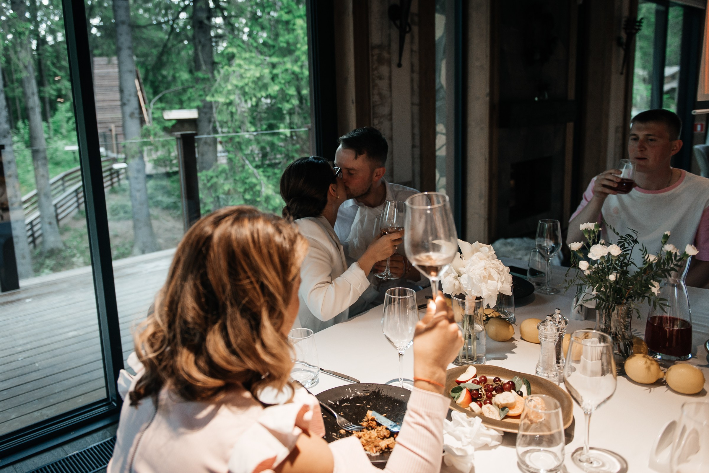 свадебный ужин в ресторане Чаща в Охта парке