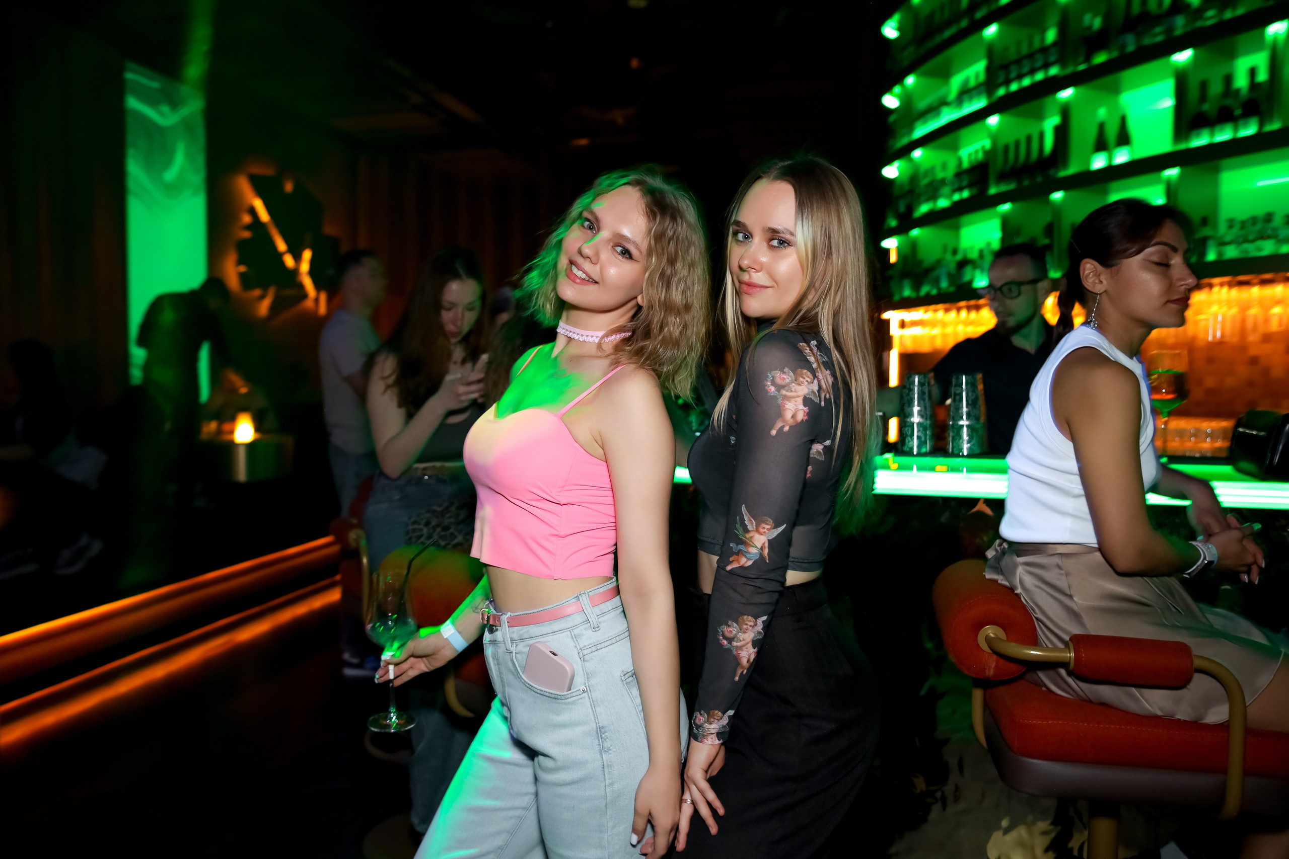 LA night & Fiji wave. 2000’s