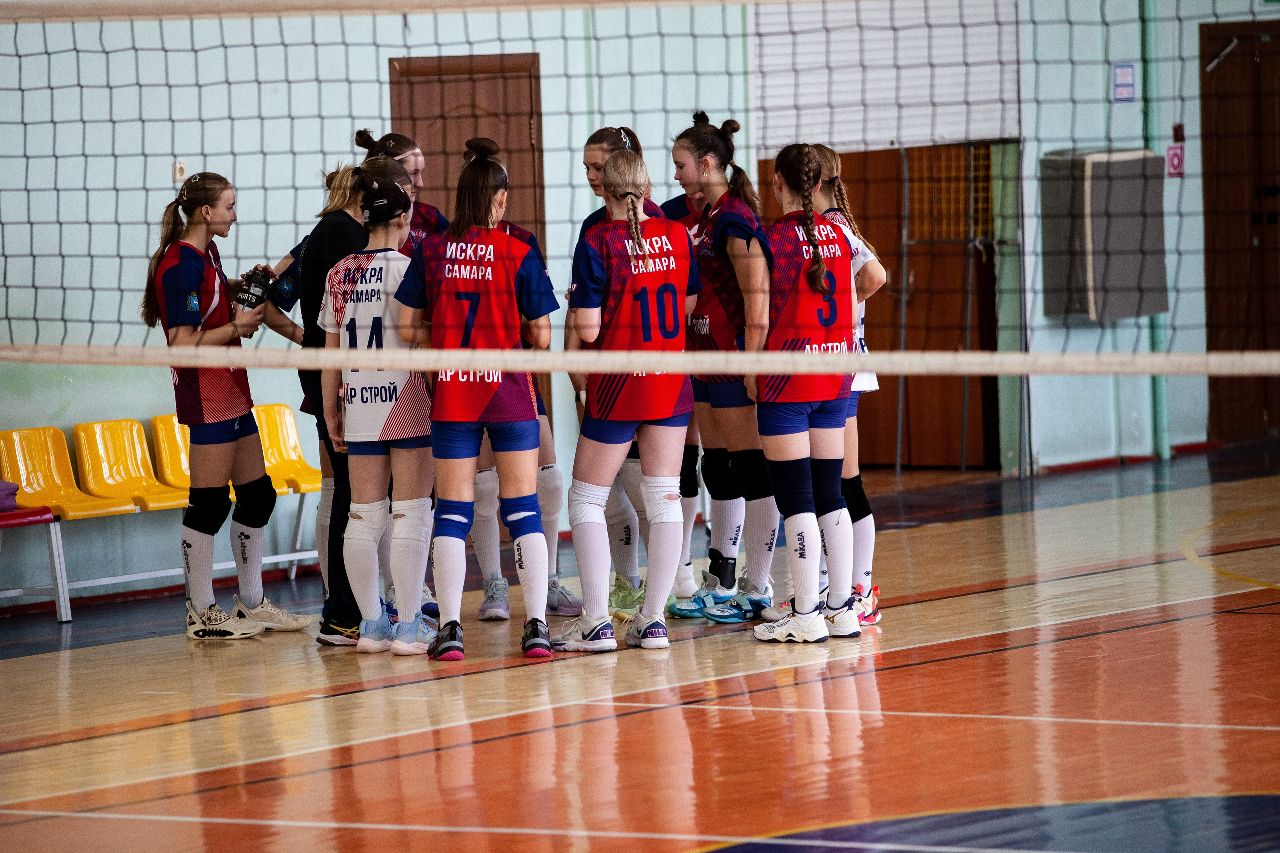 Искра (Самара) — Академия (Пермь). Фотография