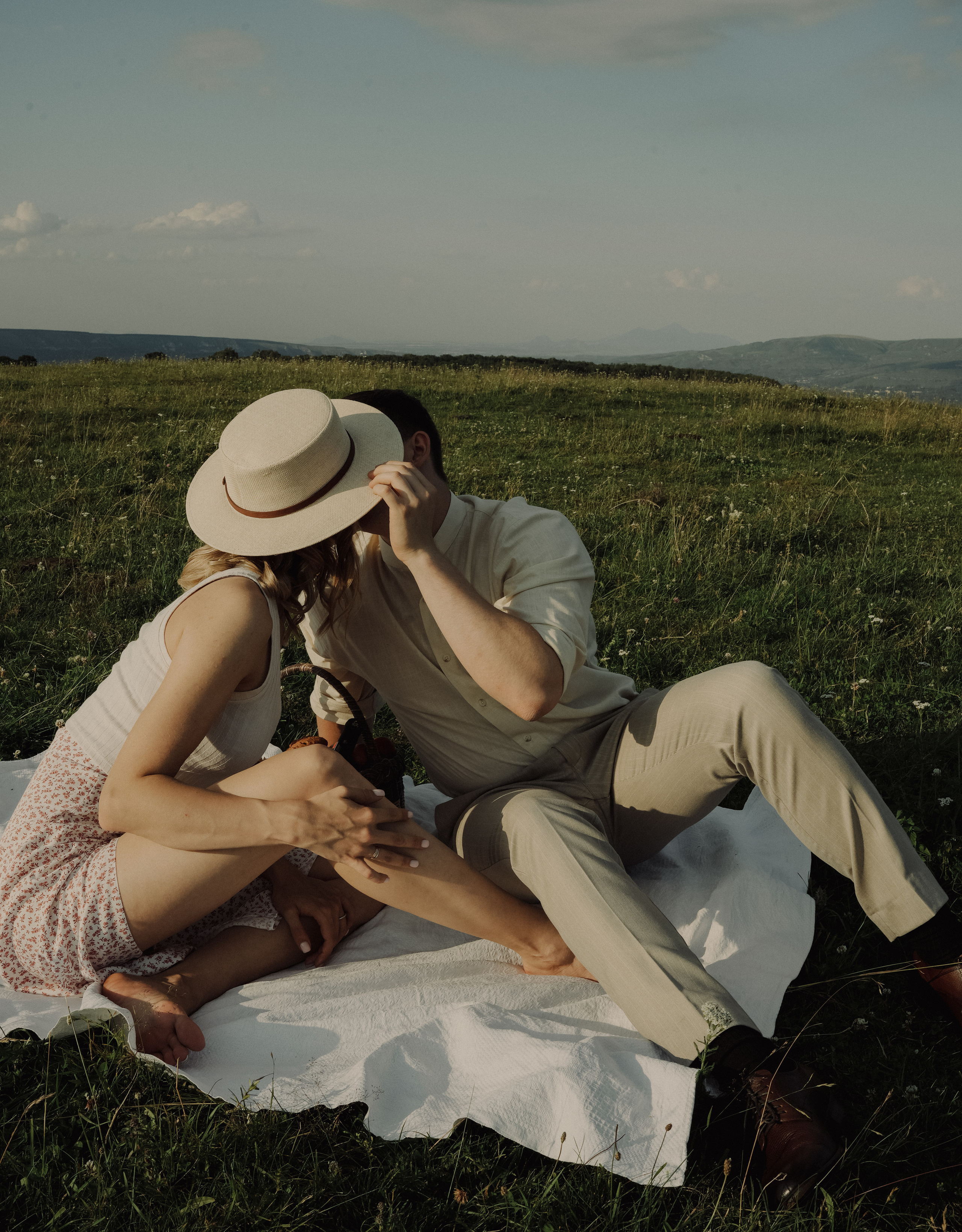 Съемка Love story (лавстори) Юлии и Даниила. Свадебный фотограф Ирина Беляева Пятигорск|Кисловодск|Эльбрус|Домбай