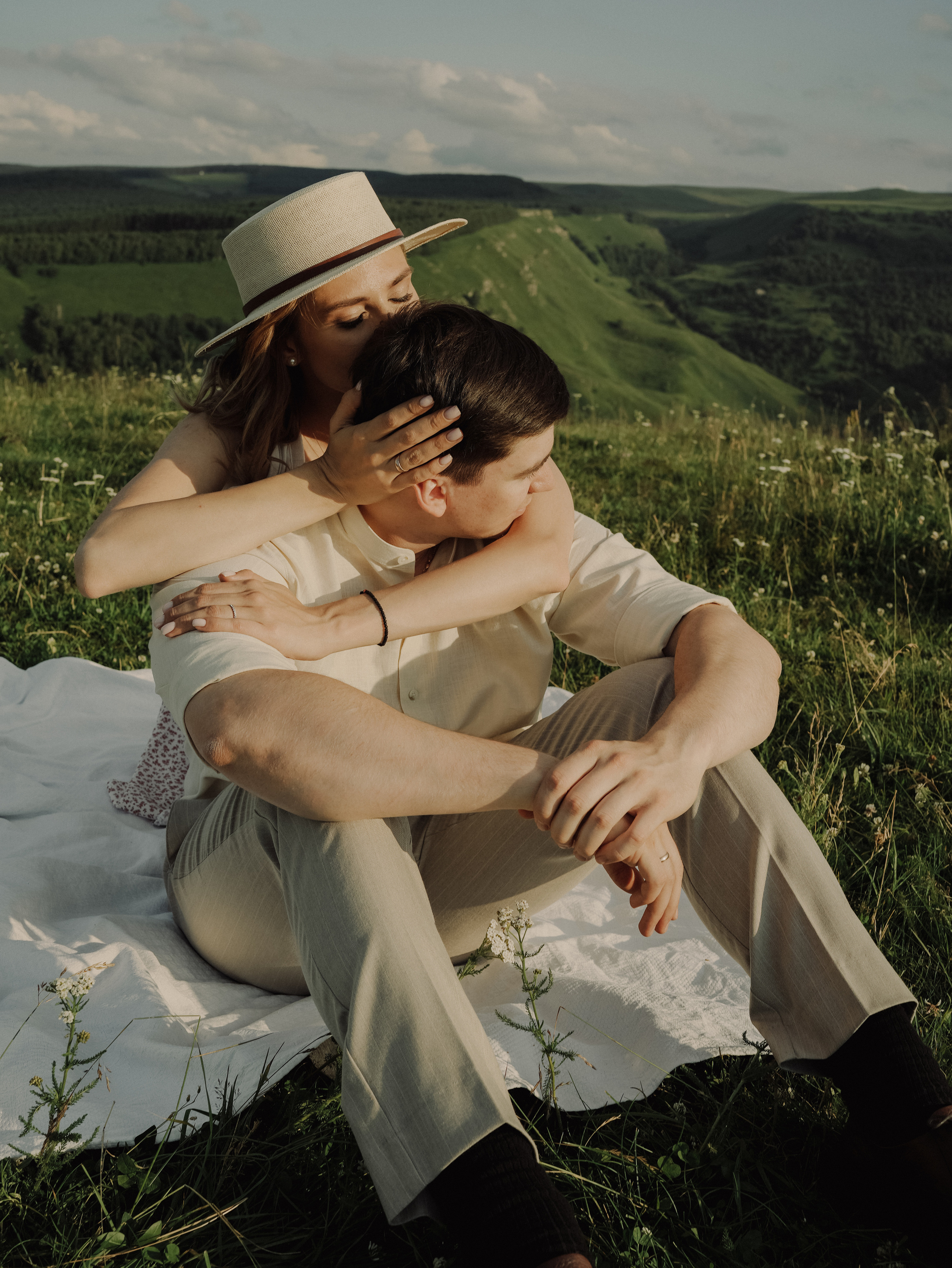 Съемка Love story (лавстори) Юлии и Даниила. Свадебный фотограф Ирина Беляева Пятигорск|Кисловодск|Эльбрус|Домбай