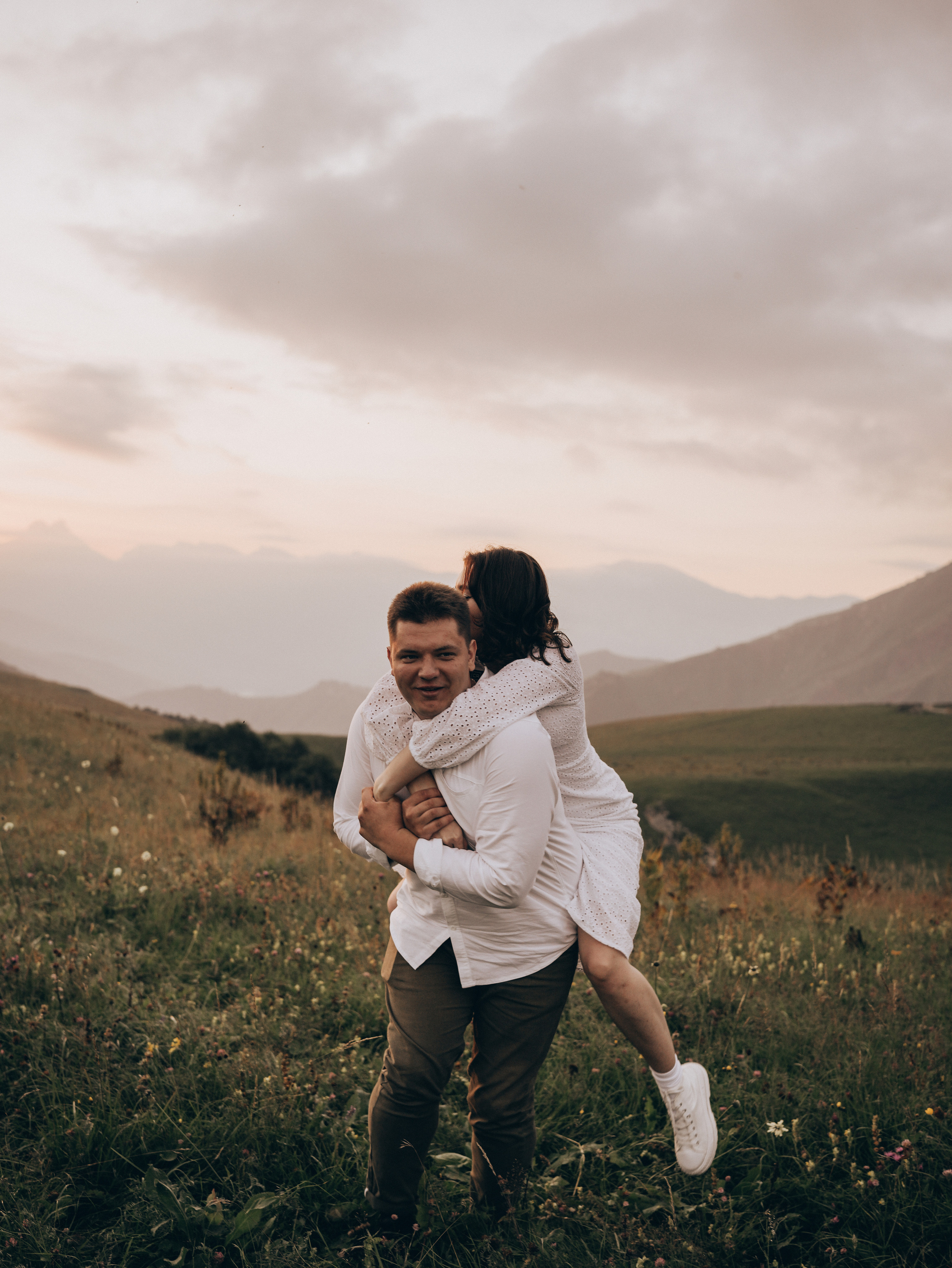 Съемка Love story (лавстори) Алёны и Дмитрия. Свадебный фотограф Ирина Беляева Пятигорск|Кисловодск|Эльбрус|Домбай