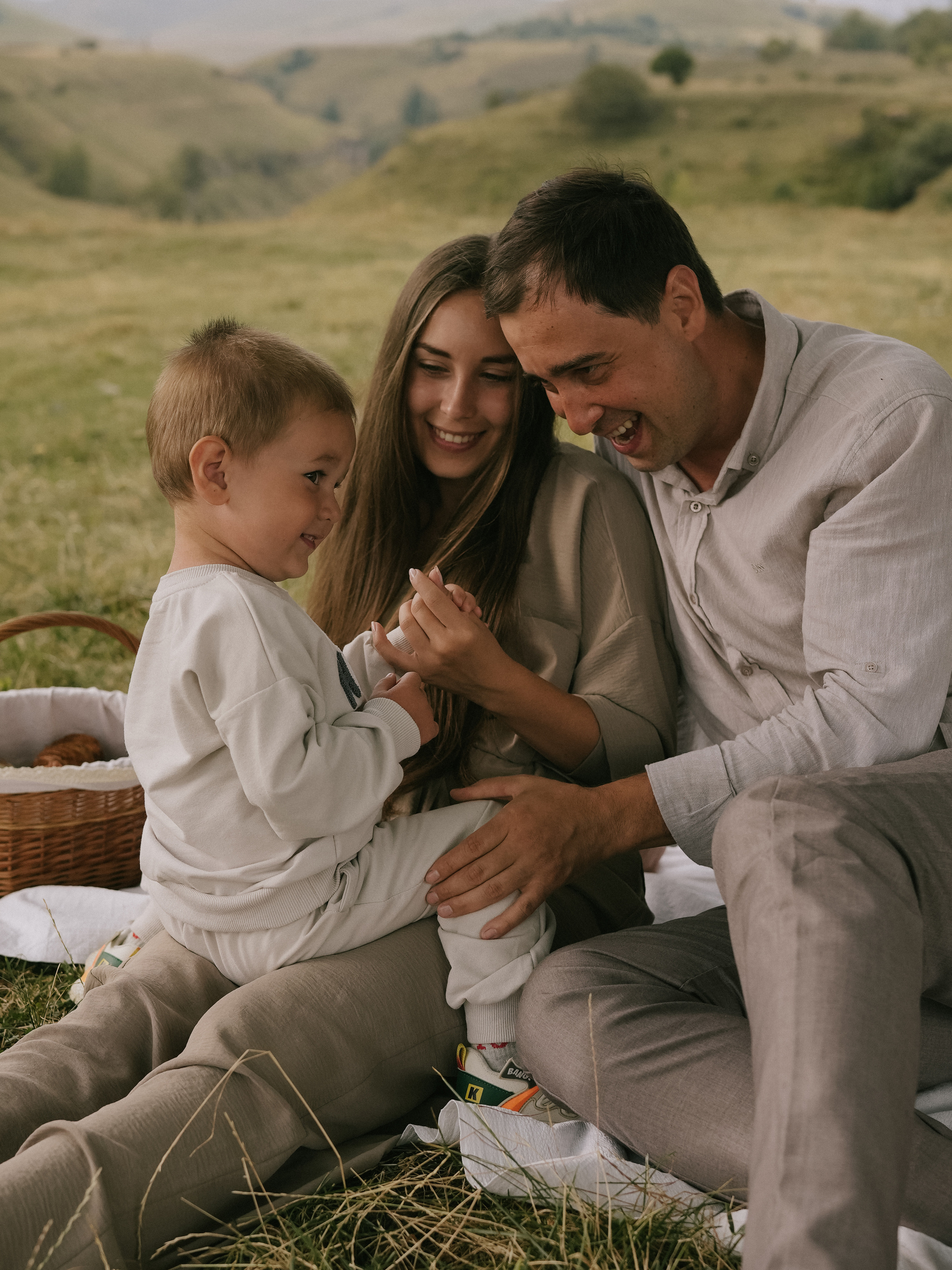 Семейная съемка Камилла, Тимур и маленький Дамир. Свадебный фотограф Ирина Беляева Пятигорск|Кисловодск|Эльбрус|Домбай