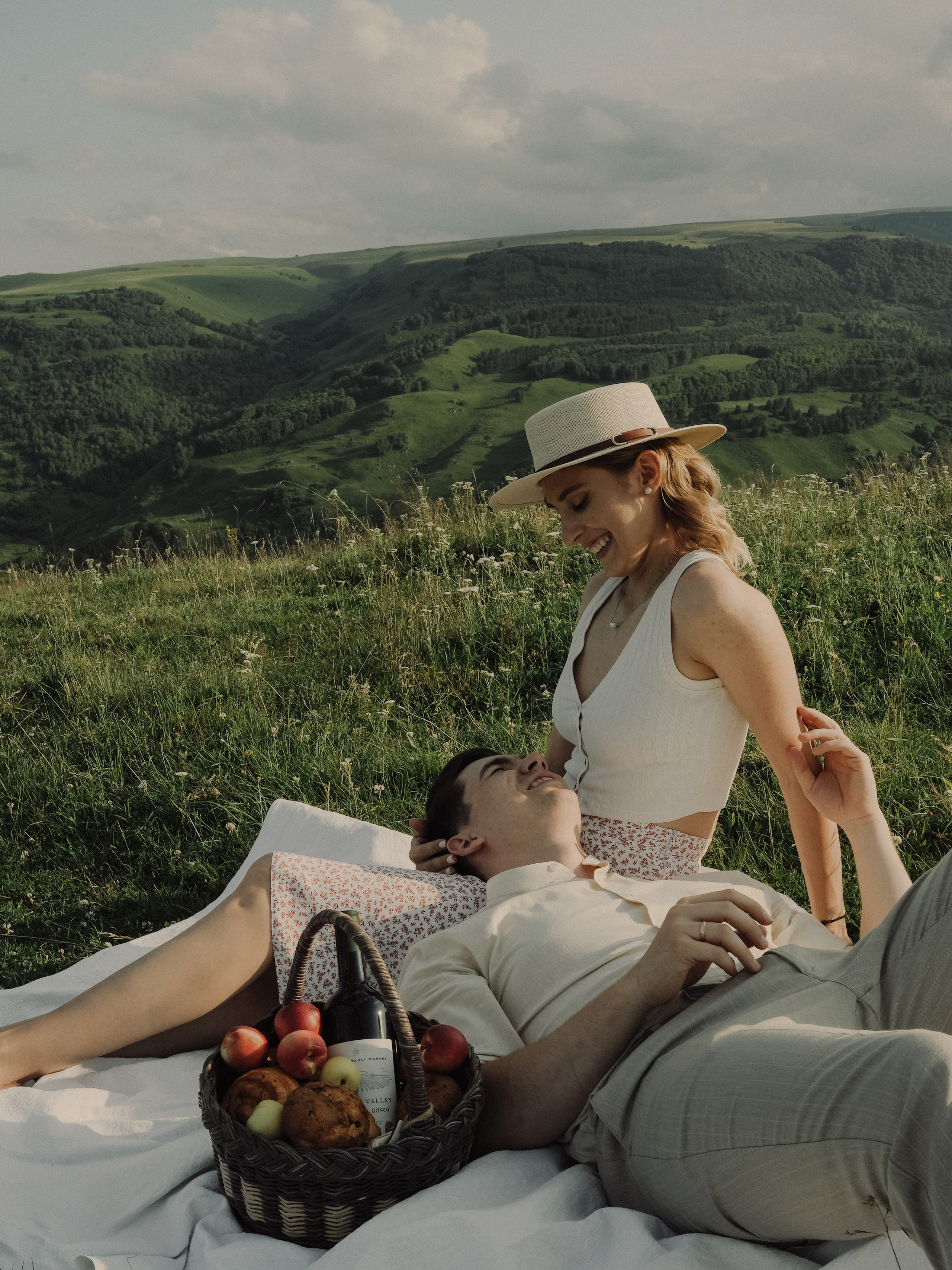 Съемка Love story (лавстори) Юлии и Даниила. Свадебный фотограф Ирина Беляева Пятигорск|Кисловодск|Эльбрус|Домбай