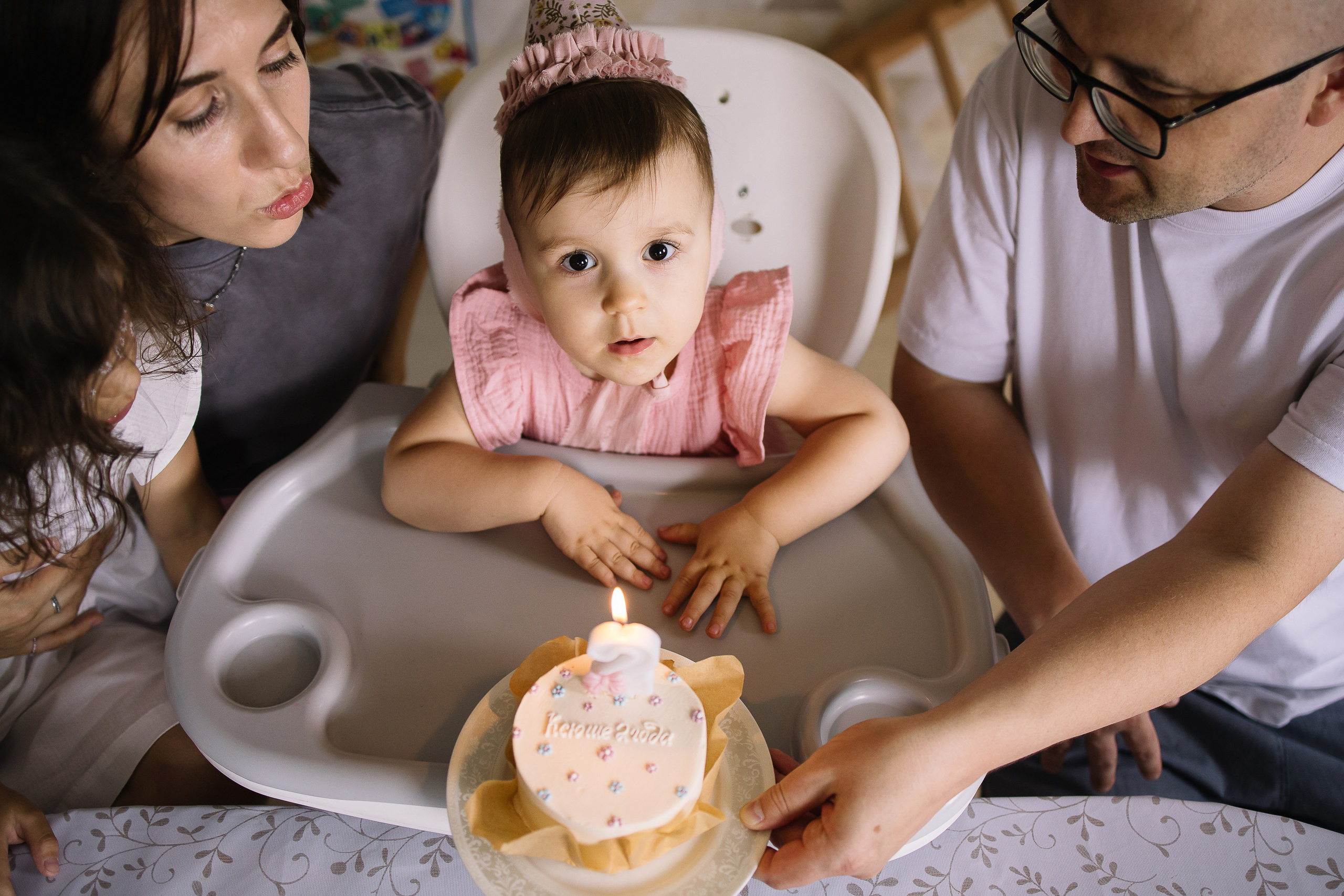 Домашняя семейная фотосессия с двумя детьми. Семейный фотограф в Томске Максимова Екатерина