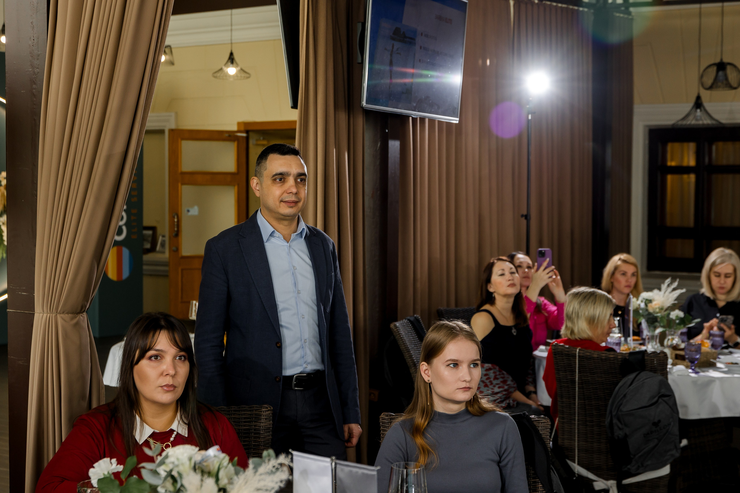 КОНФЕРЕНЦИЯ. Свадебный и семейный фотограф Динар Гильмутдинов