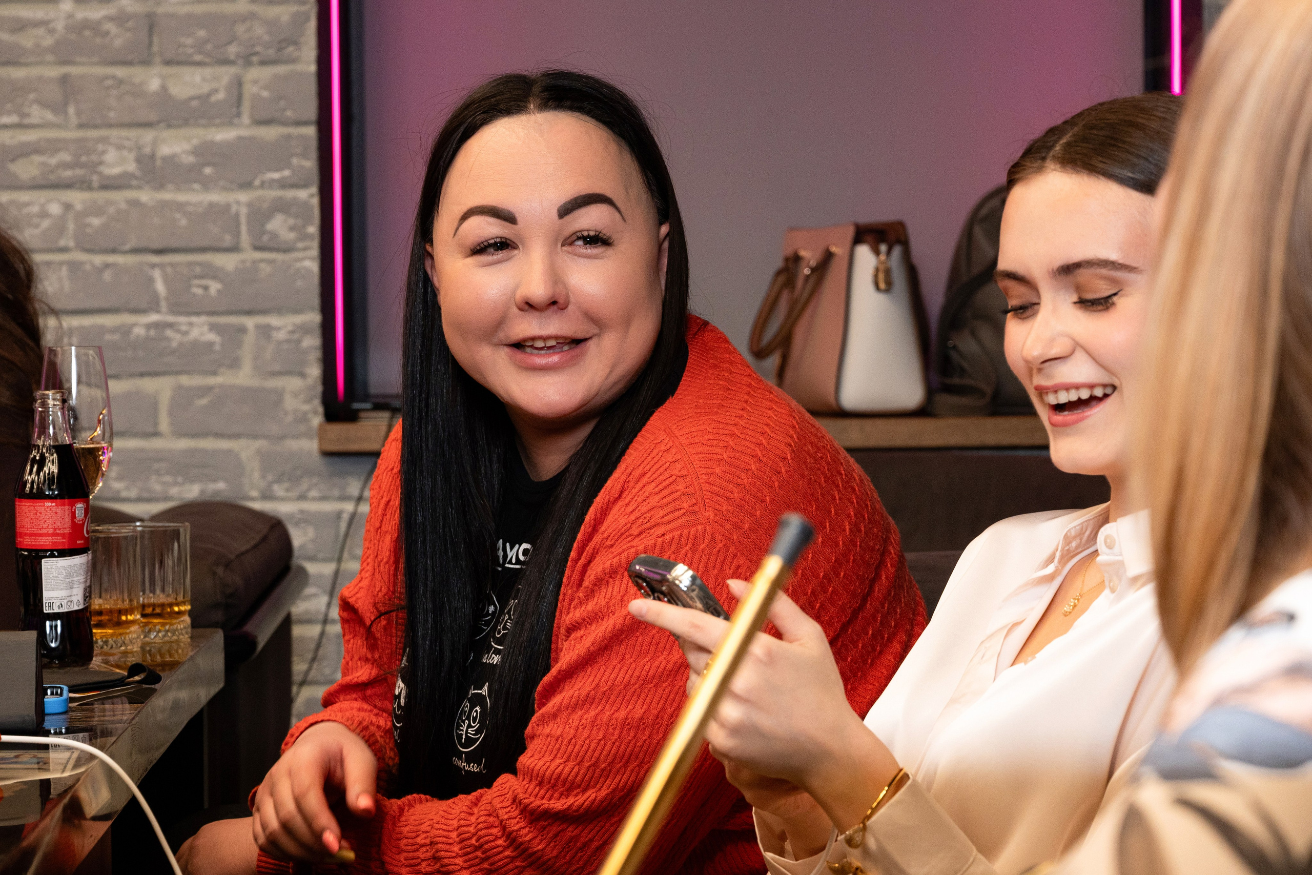 Репортаж на турнире по игре Мафия в «Мятном еноте». Фотограф мероприятий в Москве