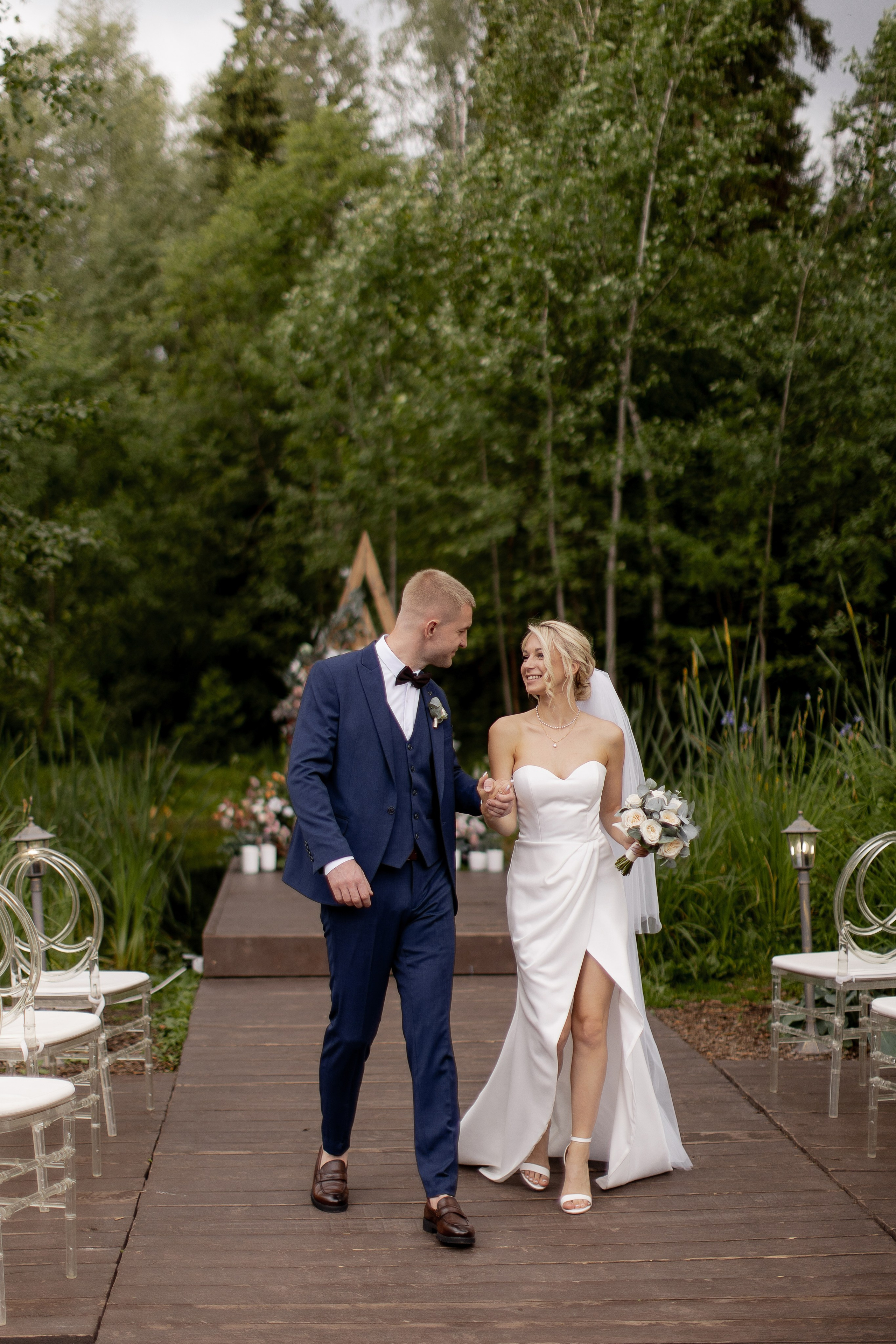 Один зонт, два сердца. Свадебный фотограф — Ефимов Сергей