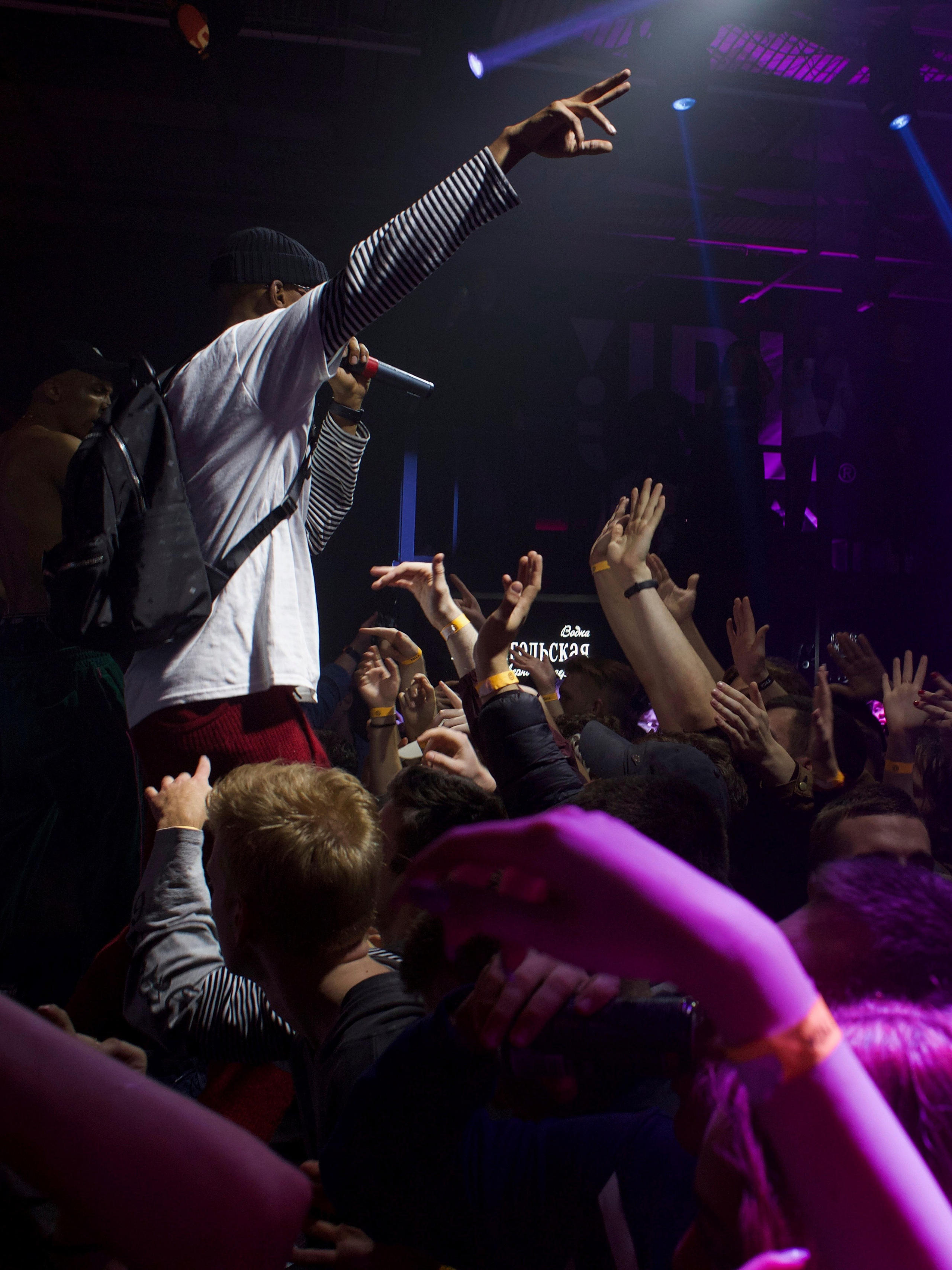Фотоотчеты из ночных клубов. Владимир Спивак — фотограф, дизайнер, продюсер | Основатель бегового клуба Spivak Run