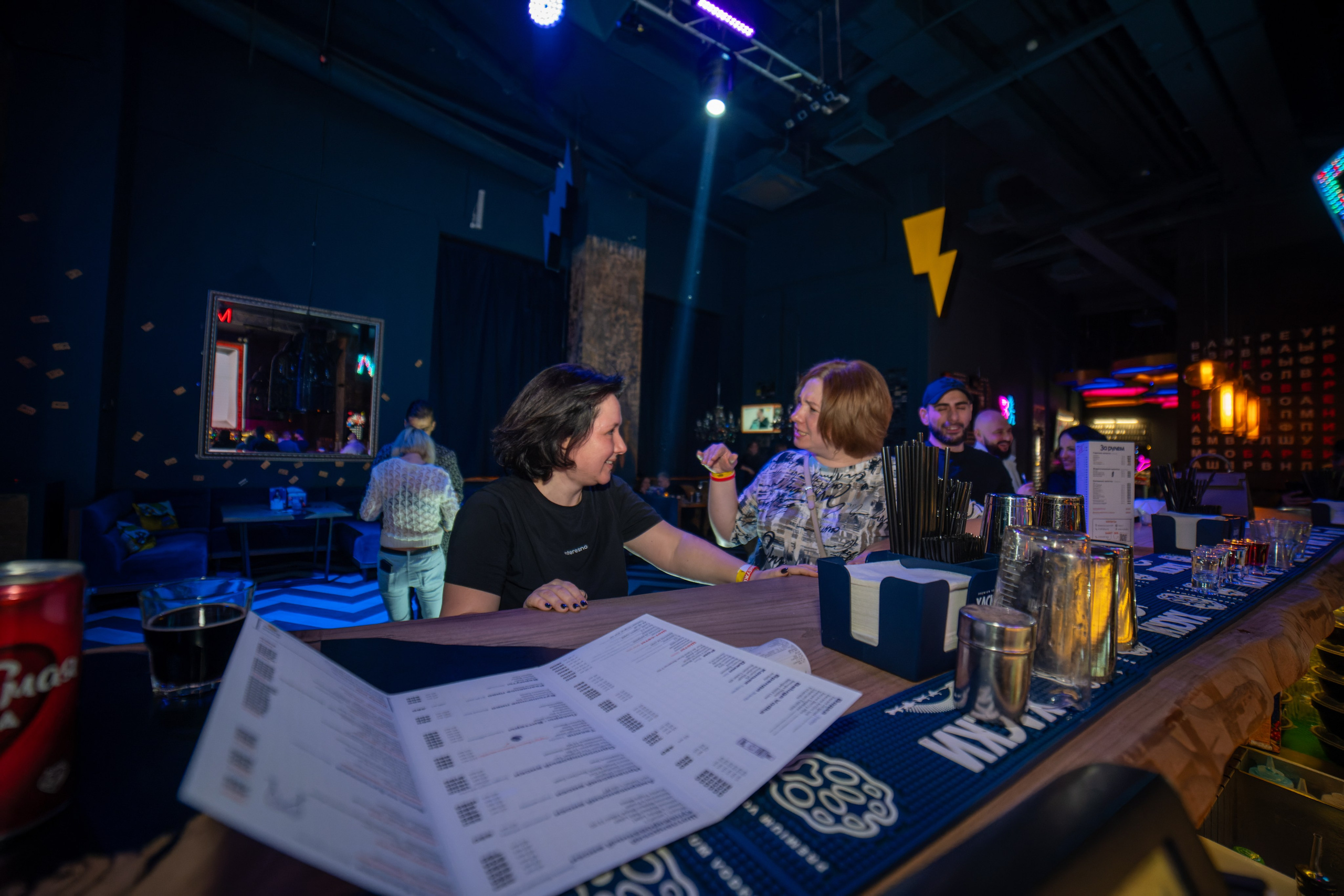 Съёмка мероприятия в баре Руки вверх. «Студия DRONAVT`s» — видеосъёмка и фотография г. Москва