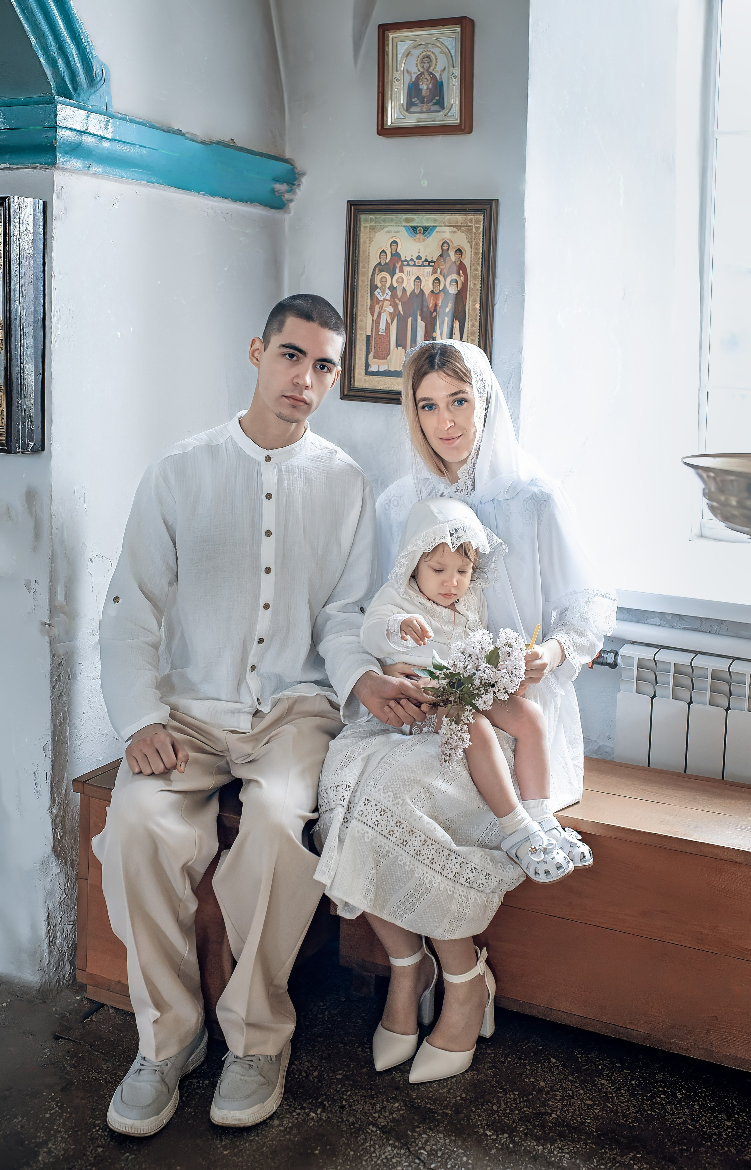 Крещение Машеньки в Свято-Троицком соборе Емельяново. Фотографы крещения/венчания  Красноярск Татьяна и Вячеслав Переваловы
