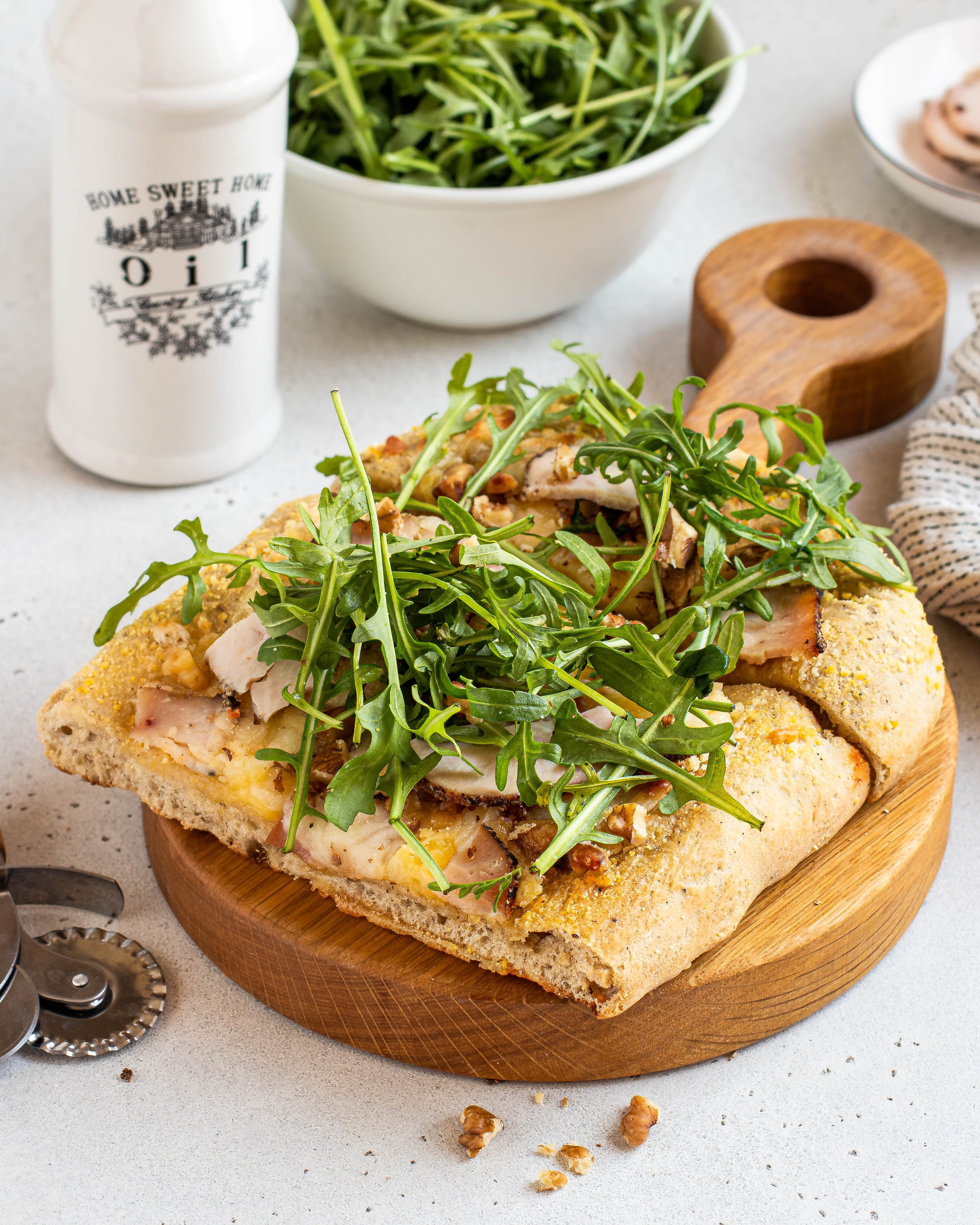 Съемка основ для пиццы. Фуд-фотограф, съемка еды в Москве, предметная фотосъемка