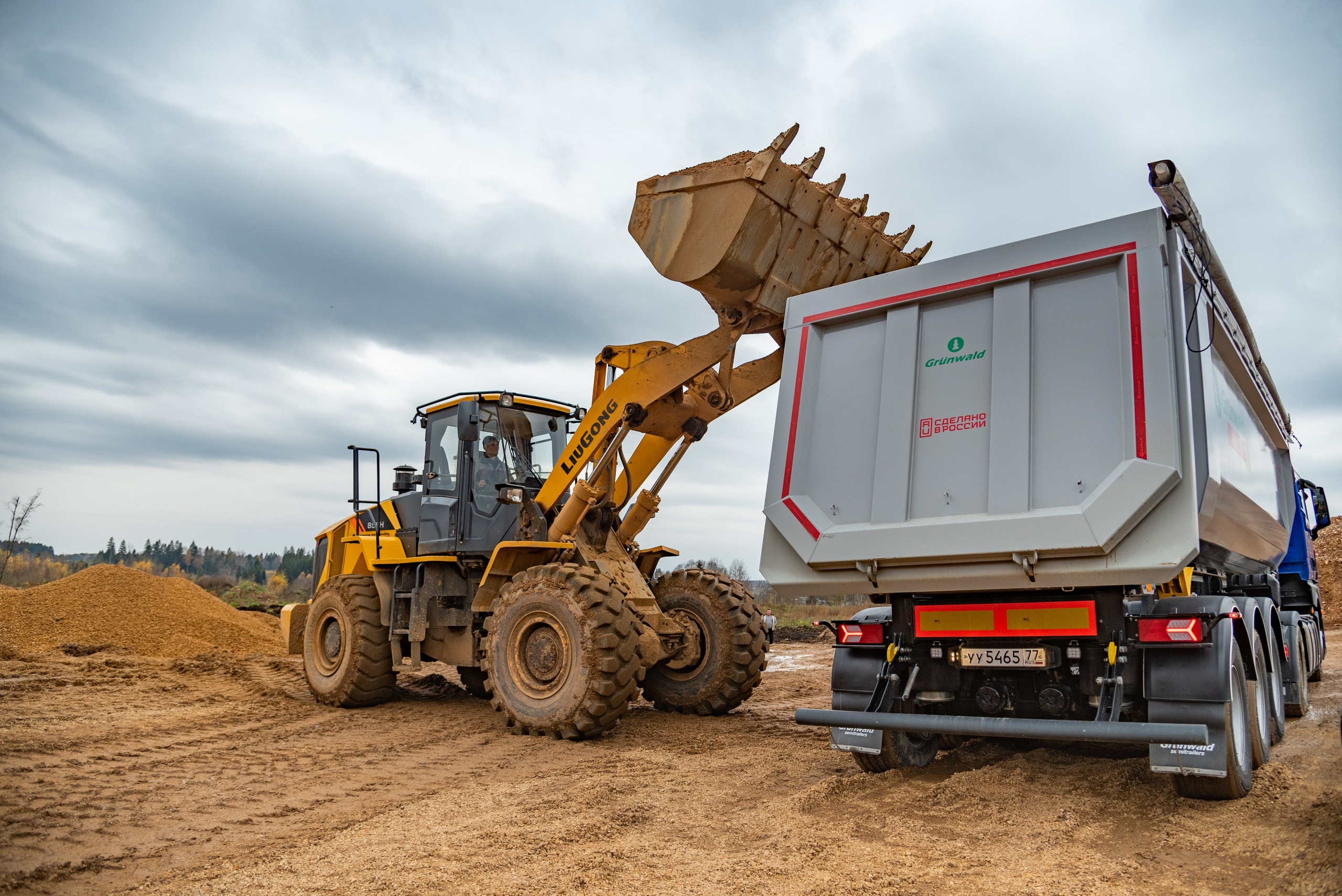 Фотосъёмка: Коммерческая техника / Грузовые авто в Москве. Интерьерный & Репортажный фотограф Озеров Денис, г. Москва