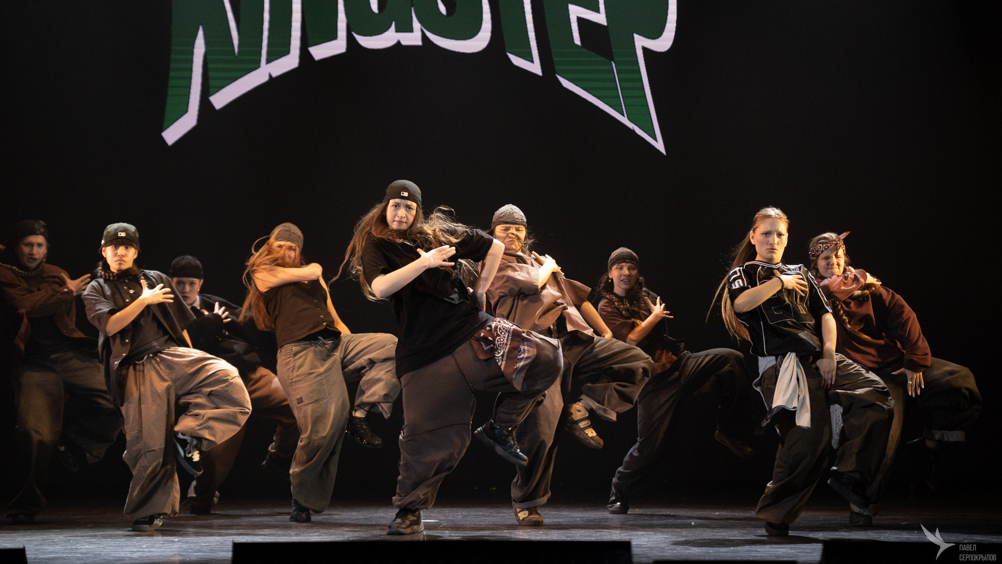 Отчетный концерт студии танца KingStep. Репортажный фотограф в Казани Павел Серпокрылов