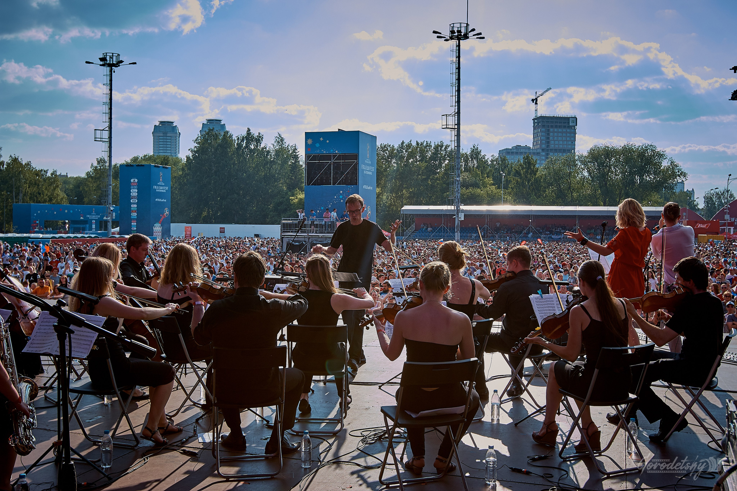 Fifa Fan Fest 30 июня-01 июля 2018. Профессиональный фотограф в Екатеринбурге Юра Сахар