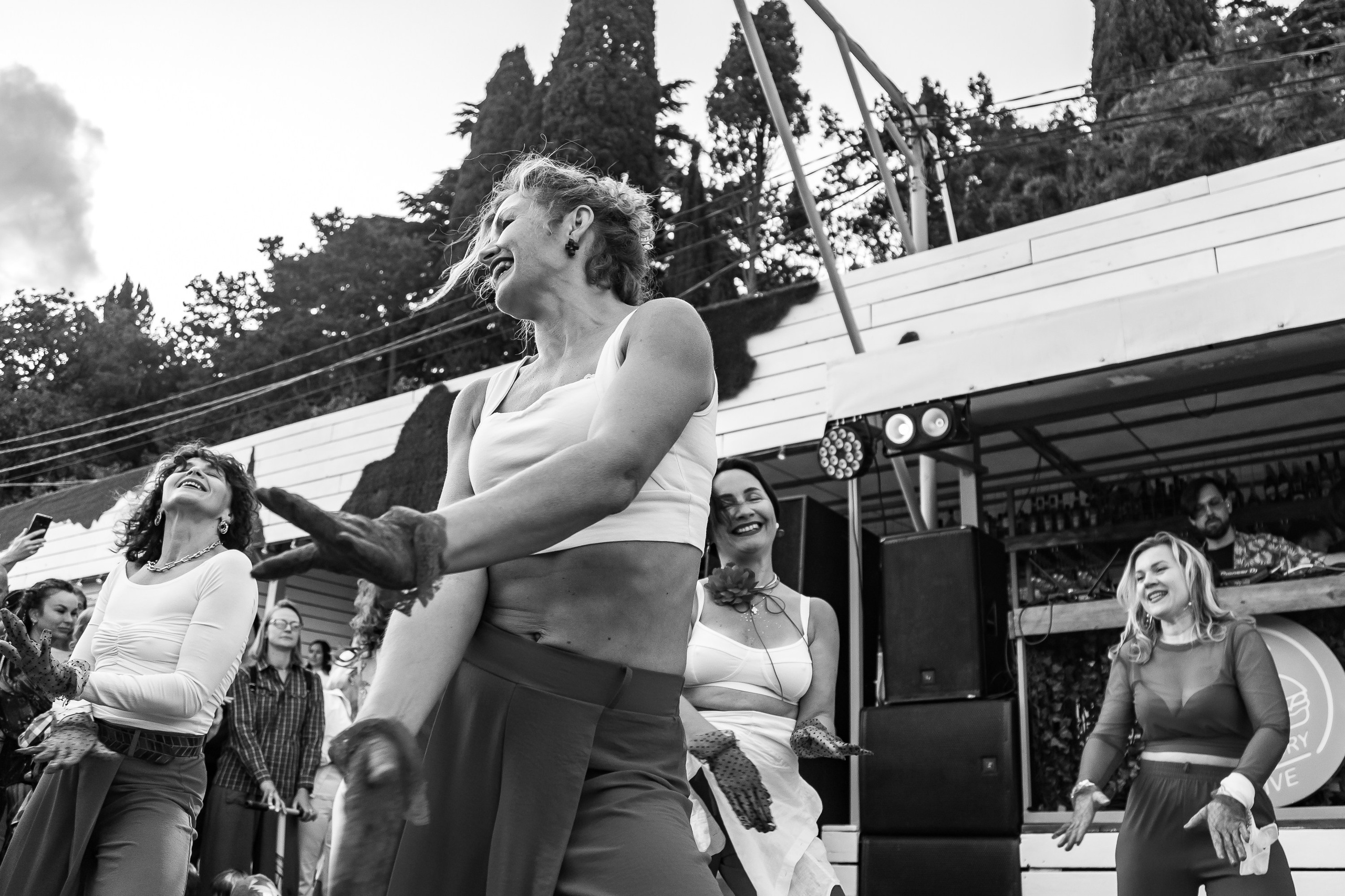 Открытие сезона в HUNGRY BIRD_Симеиз_Крым_14.06.2025. Аминов Руслан | Фотограф