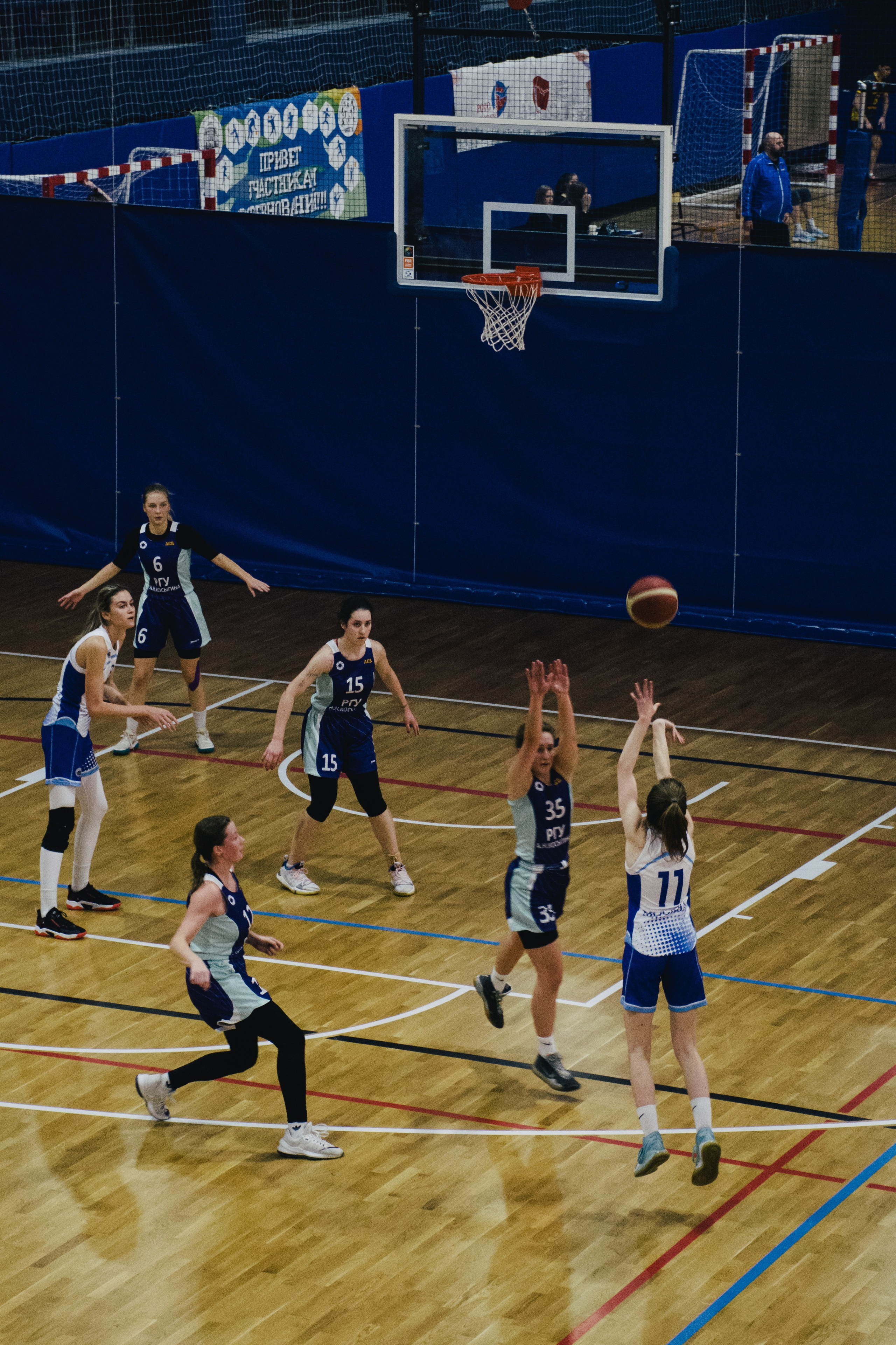 Баскетбол. Фотограф в Москве. Индивидуальные и парные съёмки, мероприятия, промо-съёмки для артистов