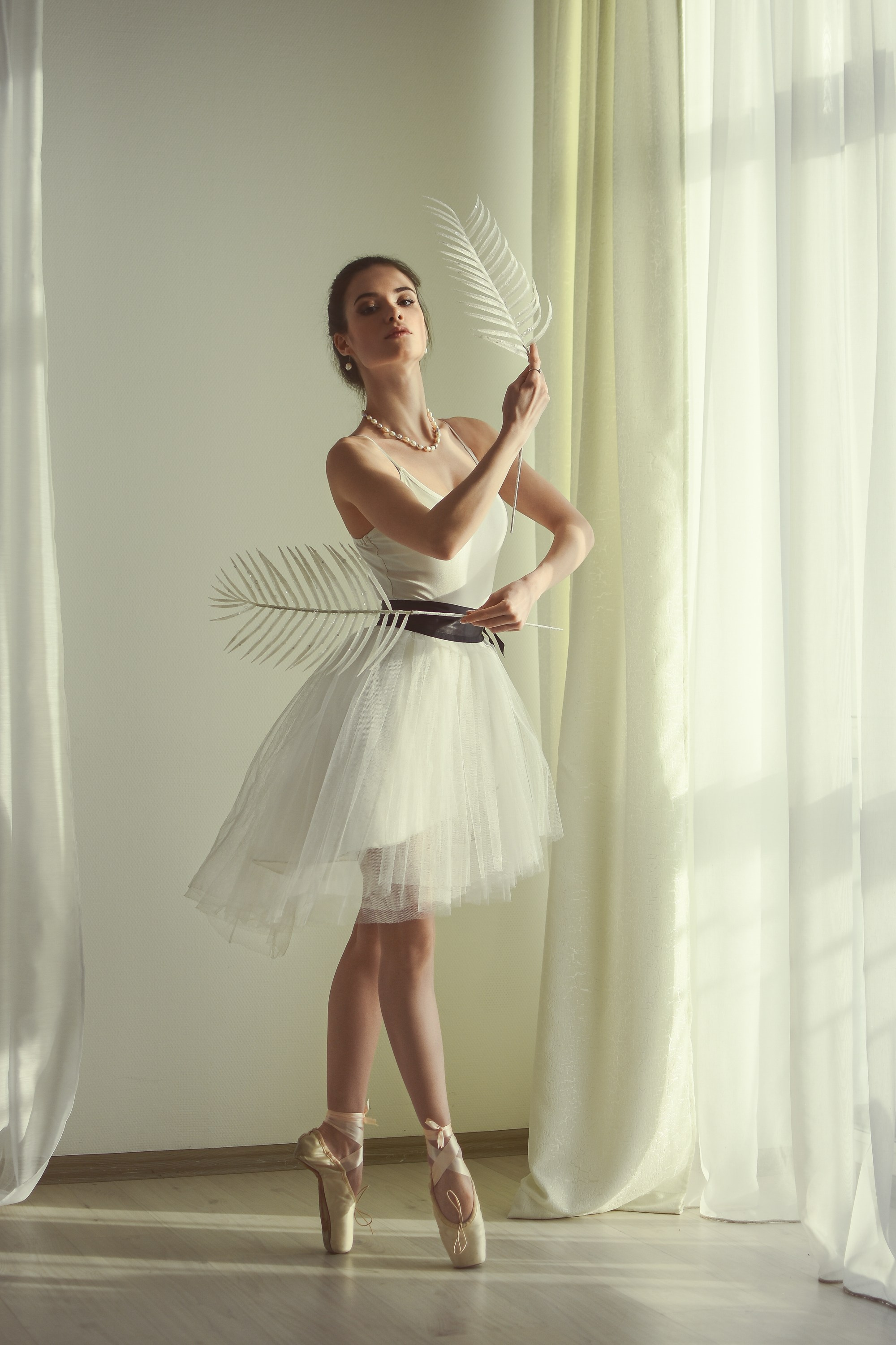 Художественная фотосессия для Балерины. Компания и фотошкола по созданию контента в Москве