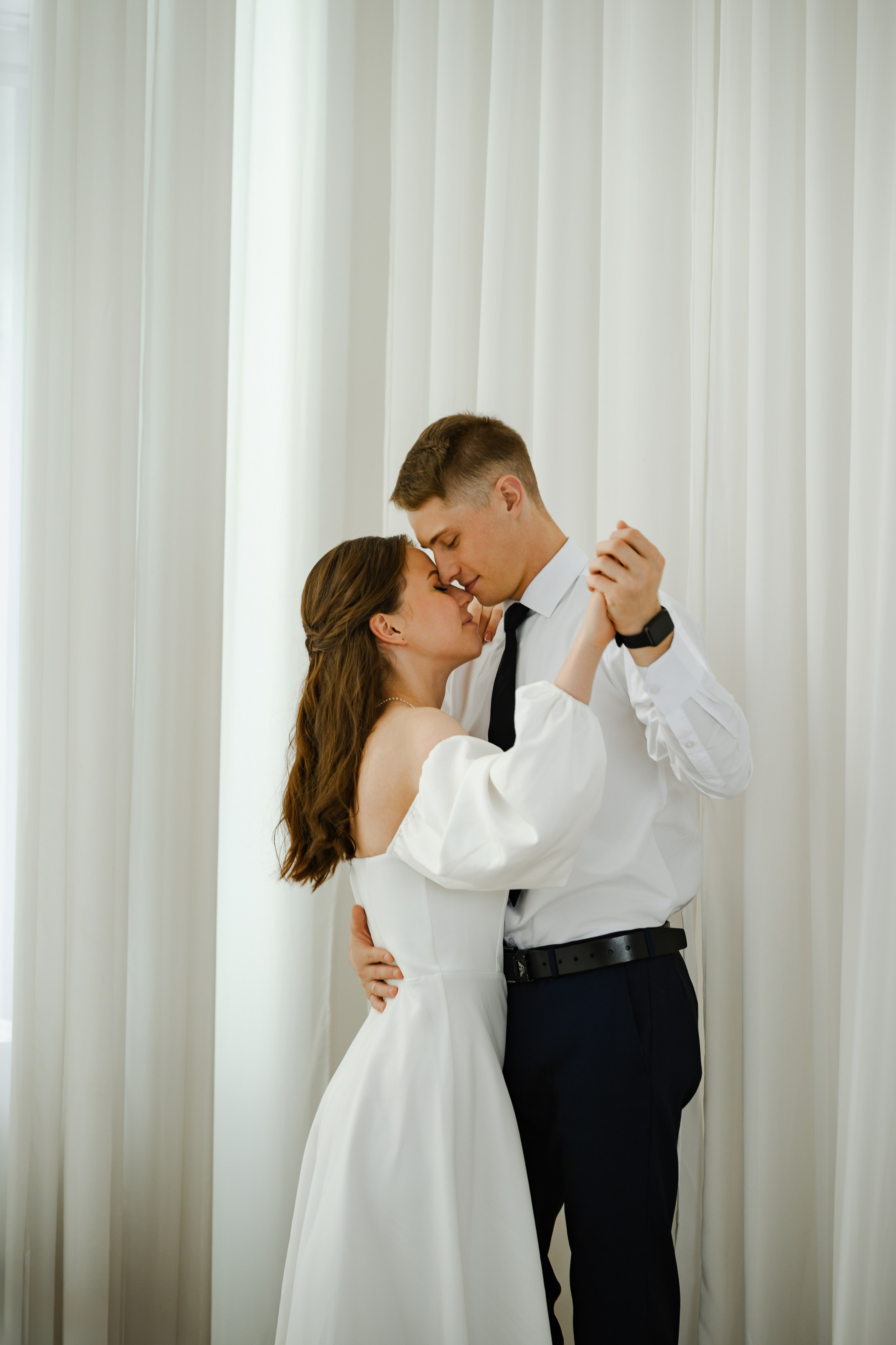 Максим и Мария. Компания и фотошкола по созданию контента в Москве