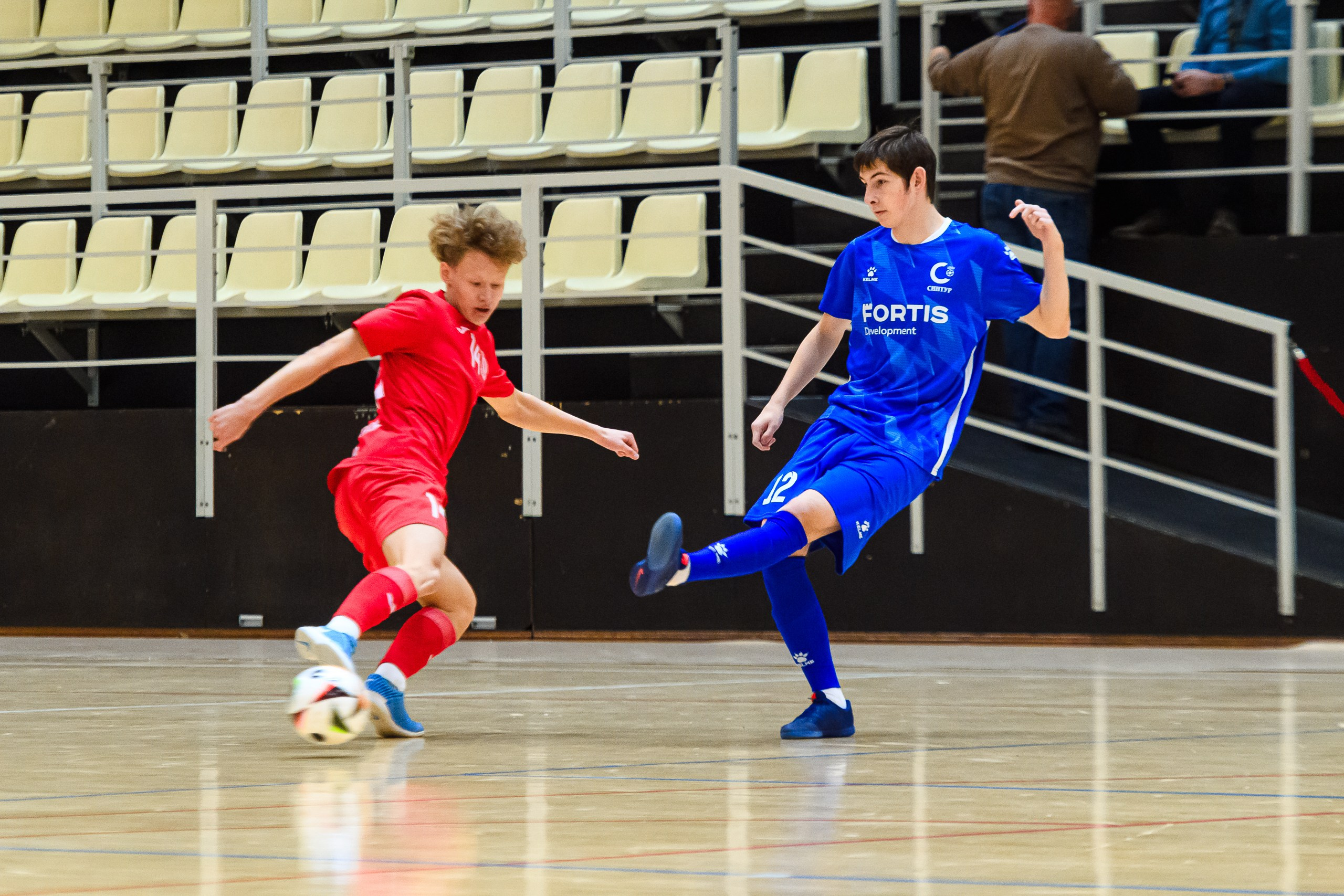 Высшая лига по футзалу — Сезон 2024-2025 — 2ой тур. Репортажный фотограф в Кемерово