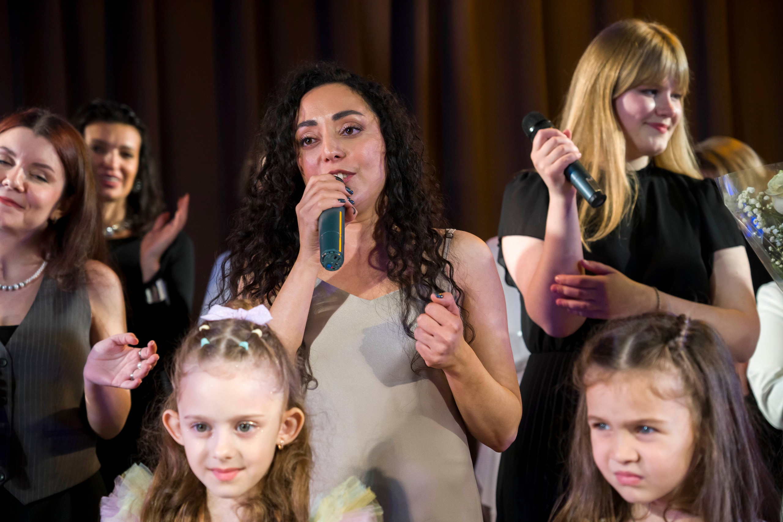 Концерт вокальной студии. Фотограф в Санкт-Петербурге. Репортажная и все съёмки для бизнеса