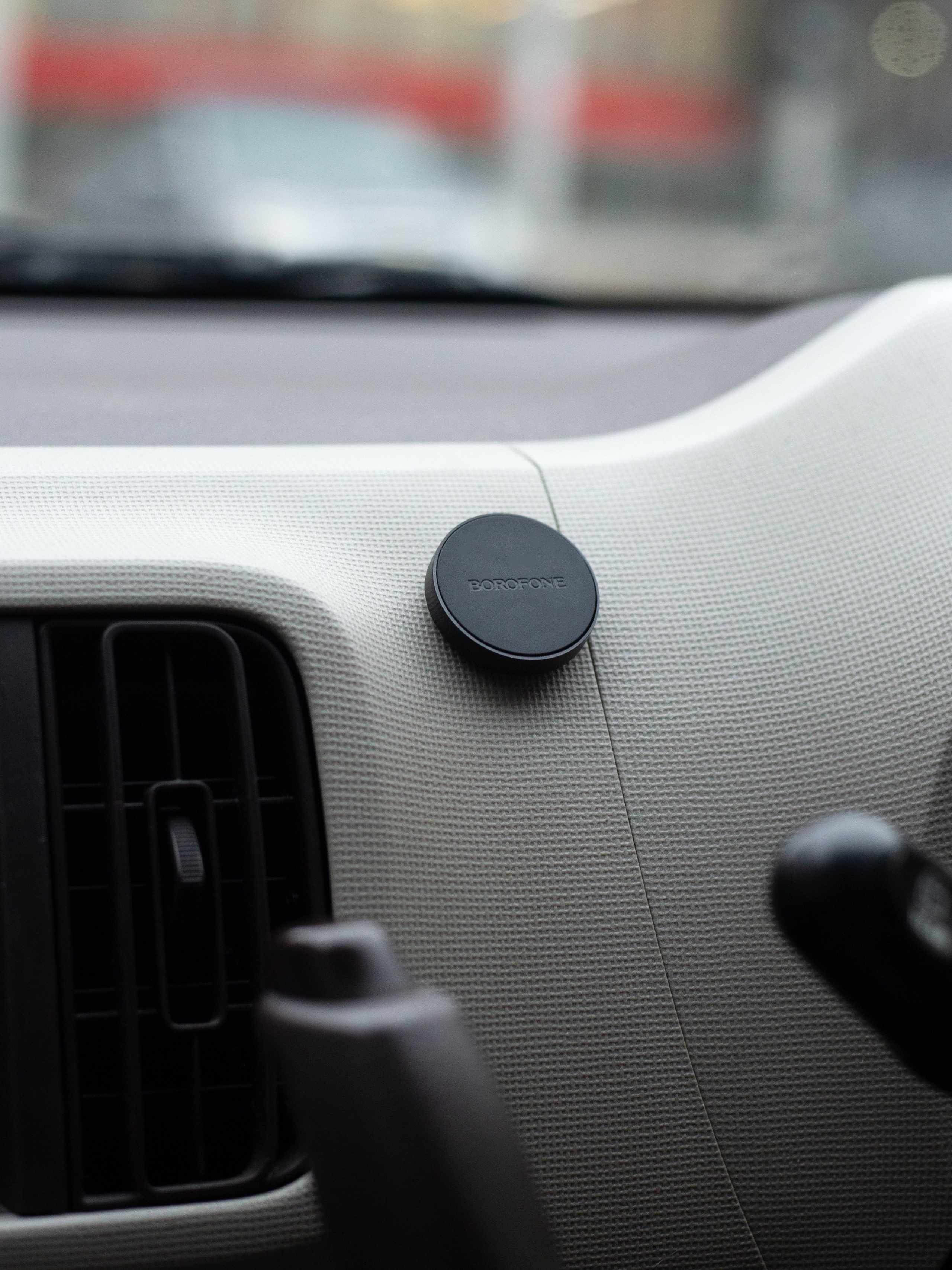 Держатель для телефона. Фотограф для различных событий, проектов, маркетплейсов, сайтов и мероприятий в Екатеринбурге