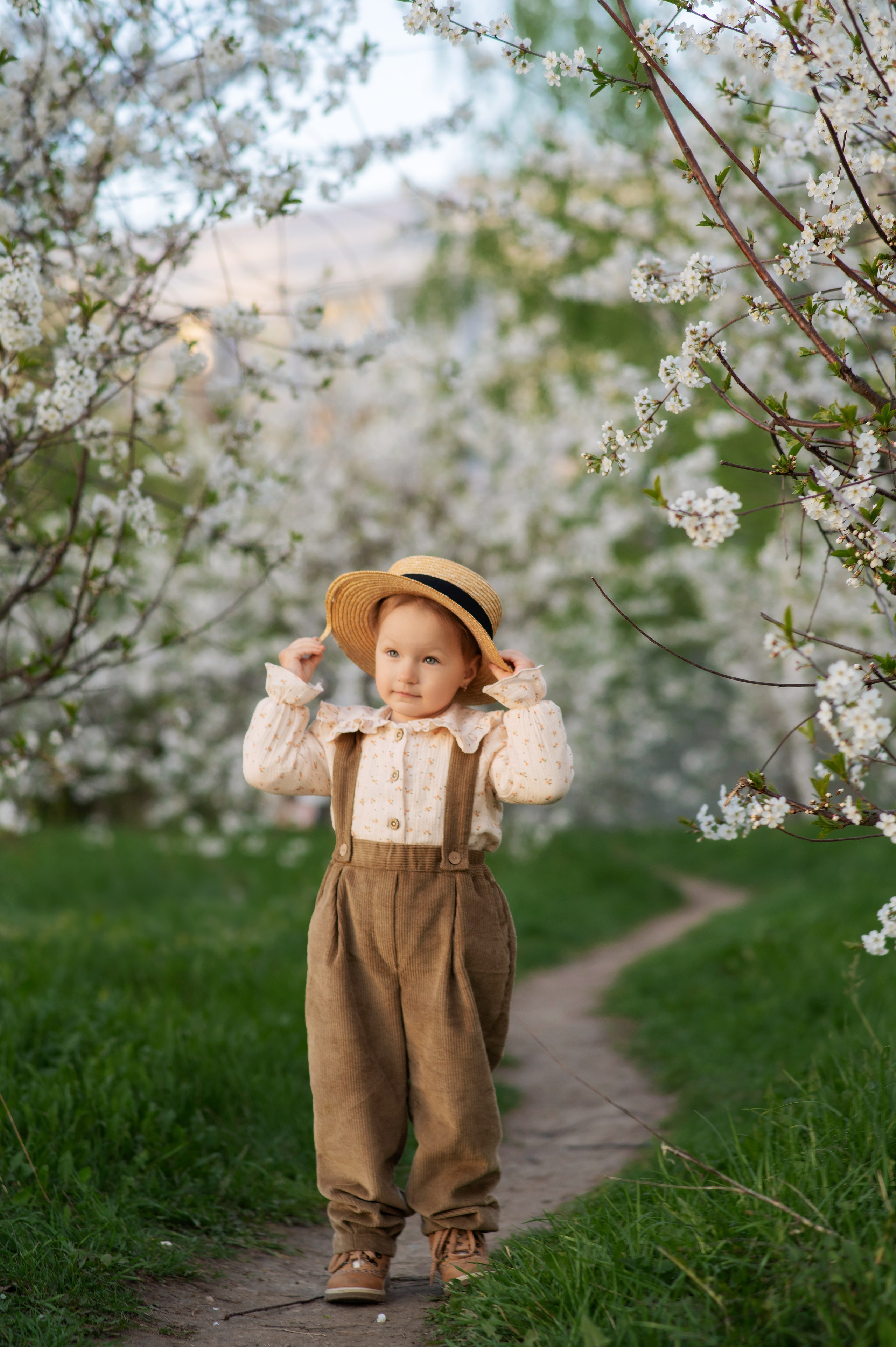 Цветущие сады. Детский и семейный фотограф Москва Рязань