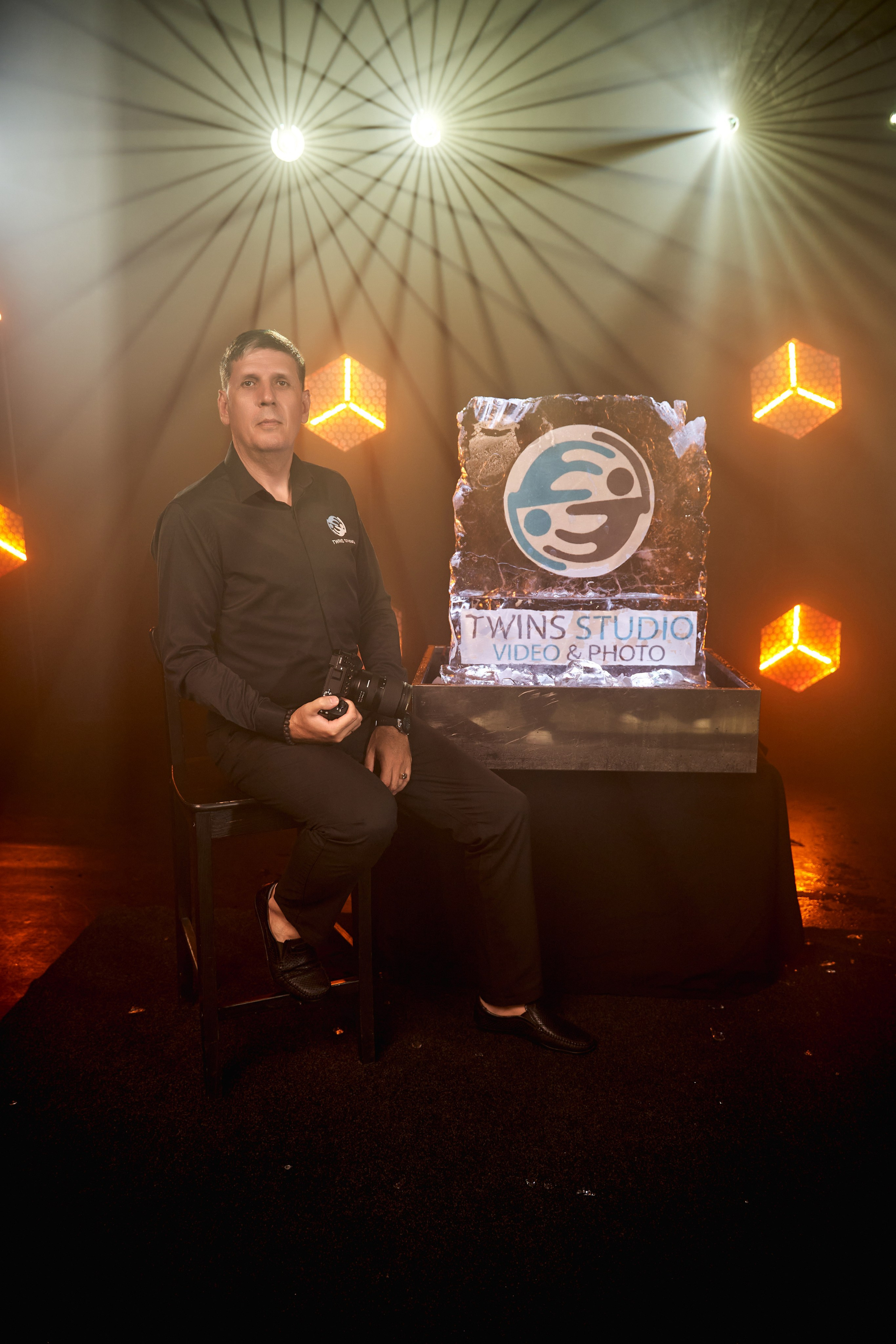 ТВИНС СТУДИО — лучшие фотографы и операторы Краснодара и России. ТВИНС СТУДИО — лучшие свадебные фотографы и видеографы в Краснодаре