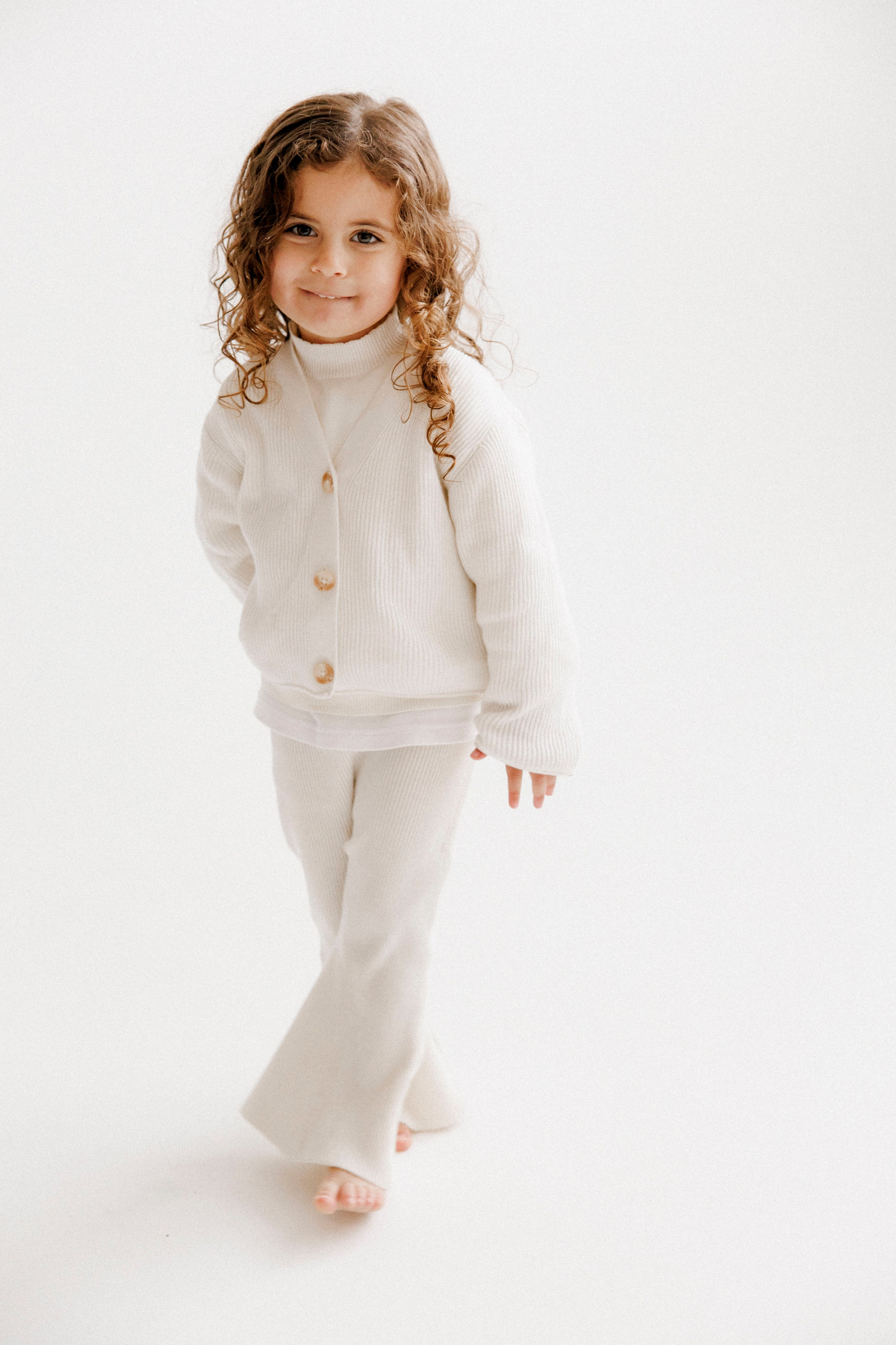 Family photoshoot in White Studio. Wedding and family photographer