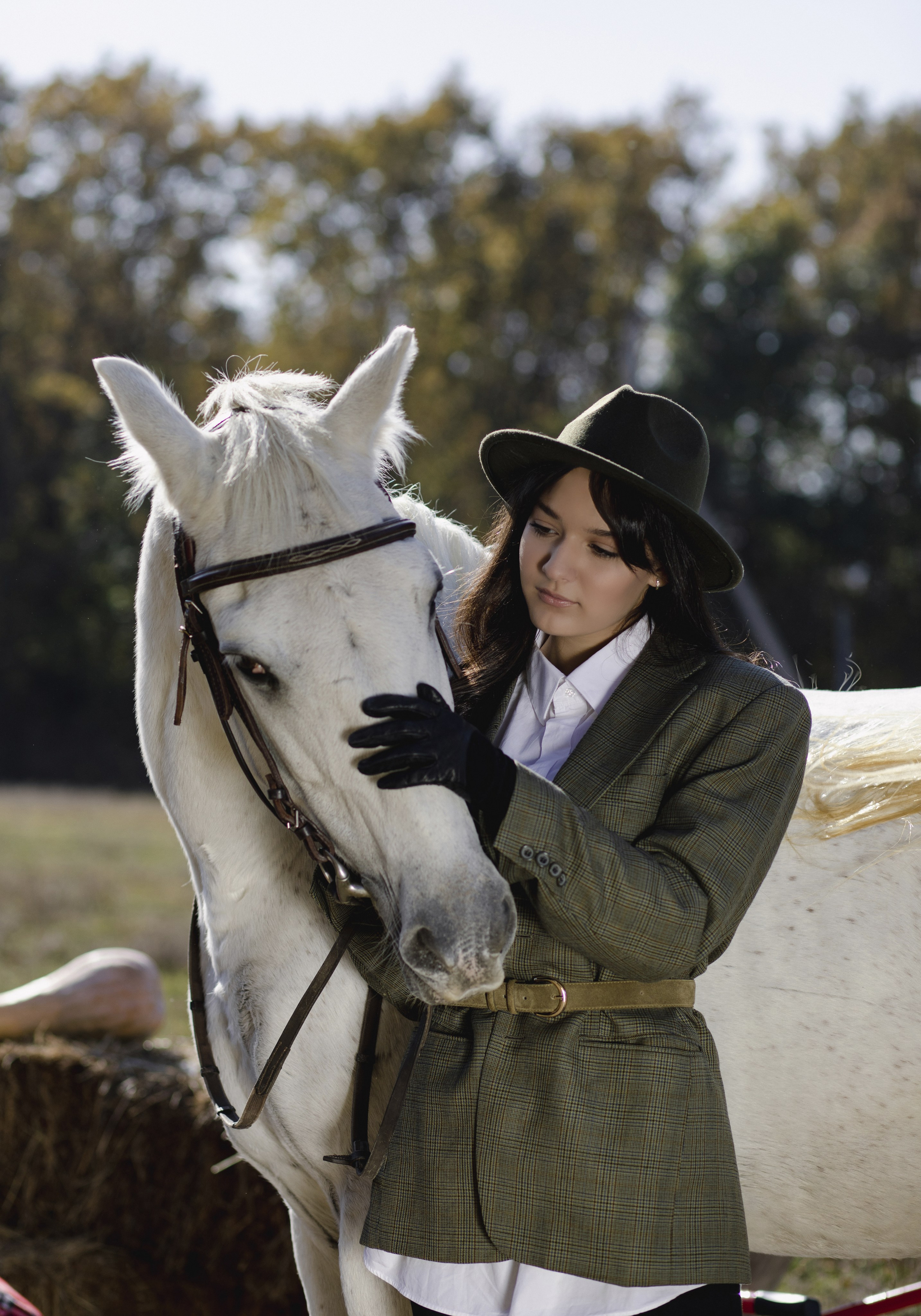 People & Horses [2023]. Anastasia Leonowa