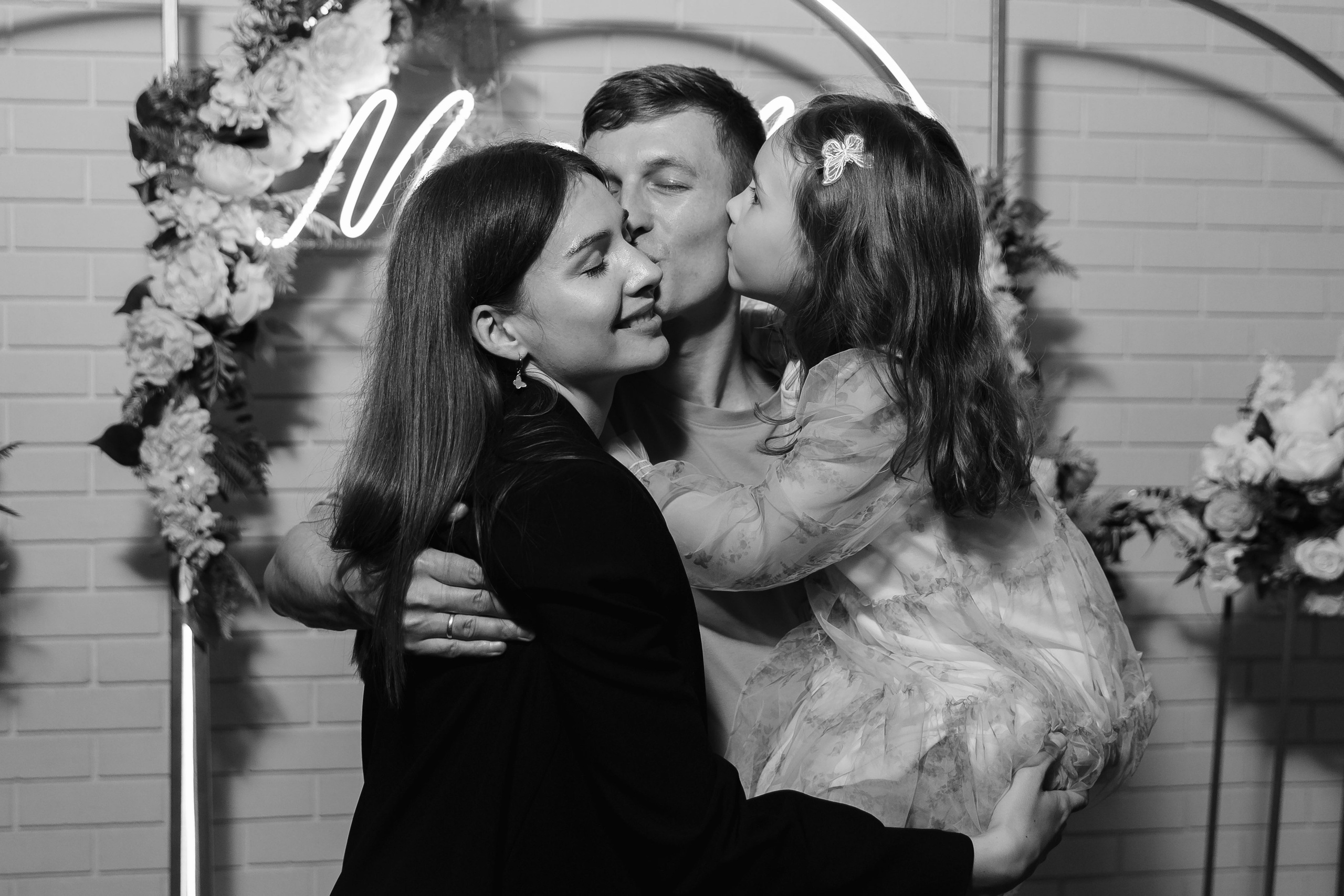 07.05.2024. RETOUCH-HOUSE