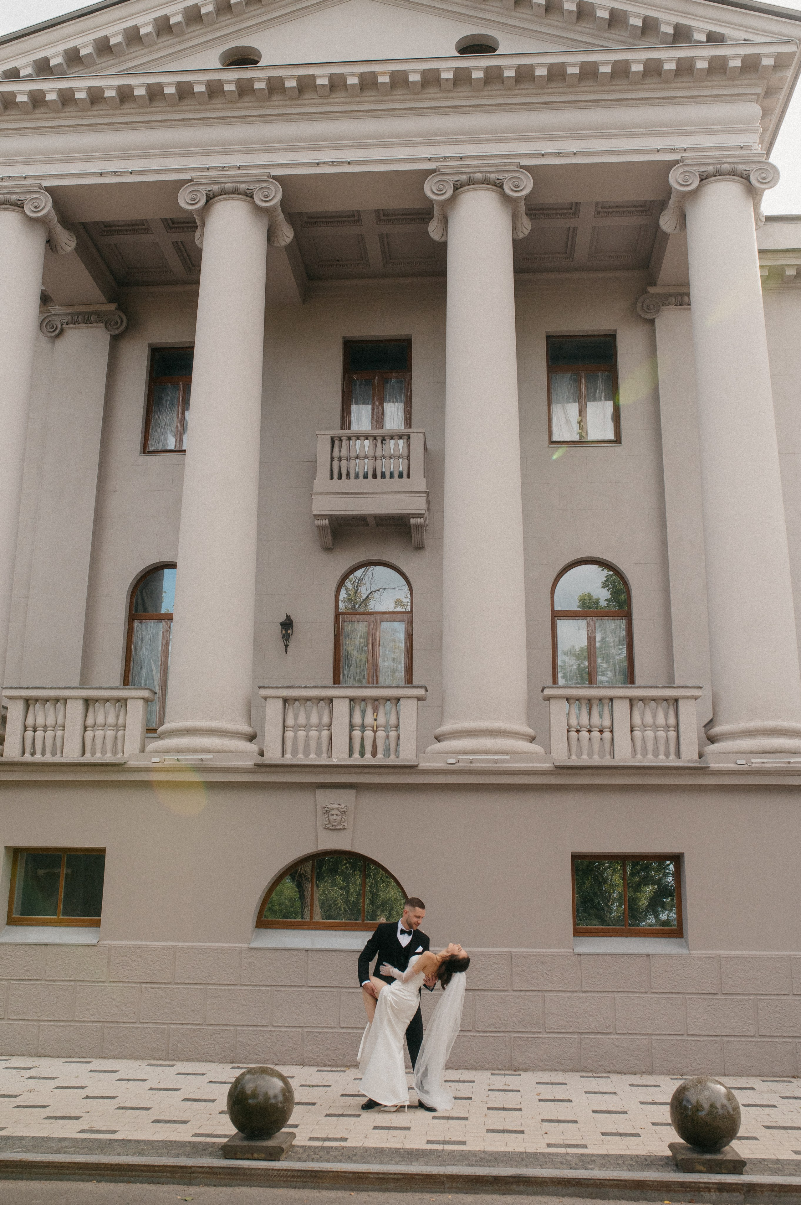 03.08.2024. RETOUCH-HOUSE