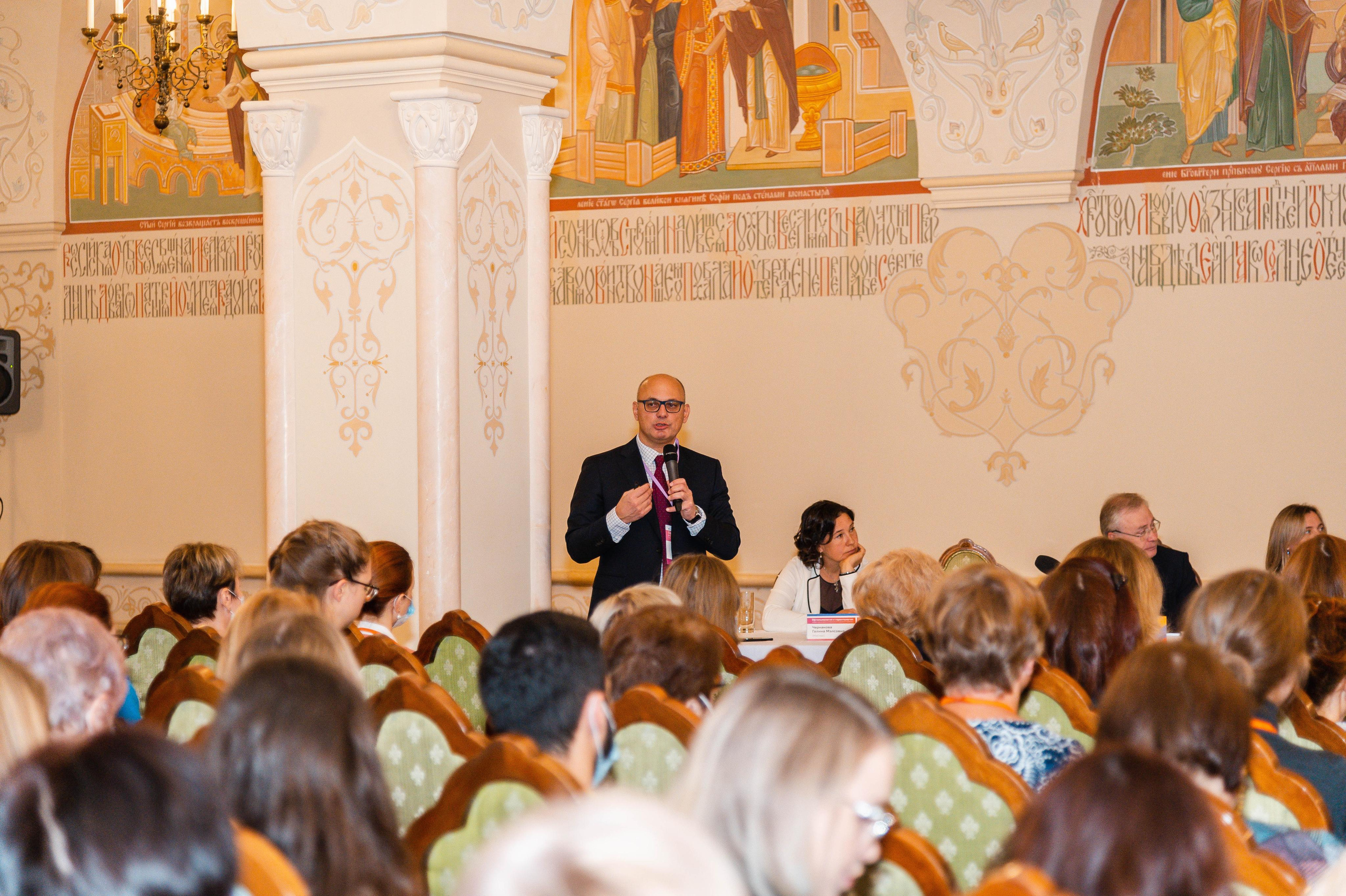 Международный офтальмологический форум-2021. Семейный, портретный, репортажный фотограф lifestyle в Москве и Кирове